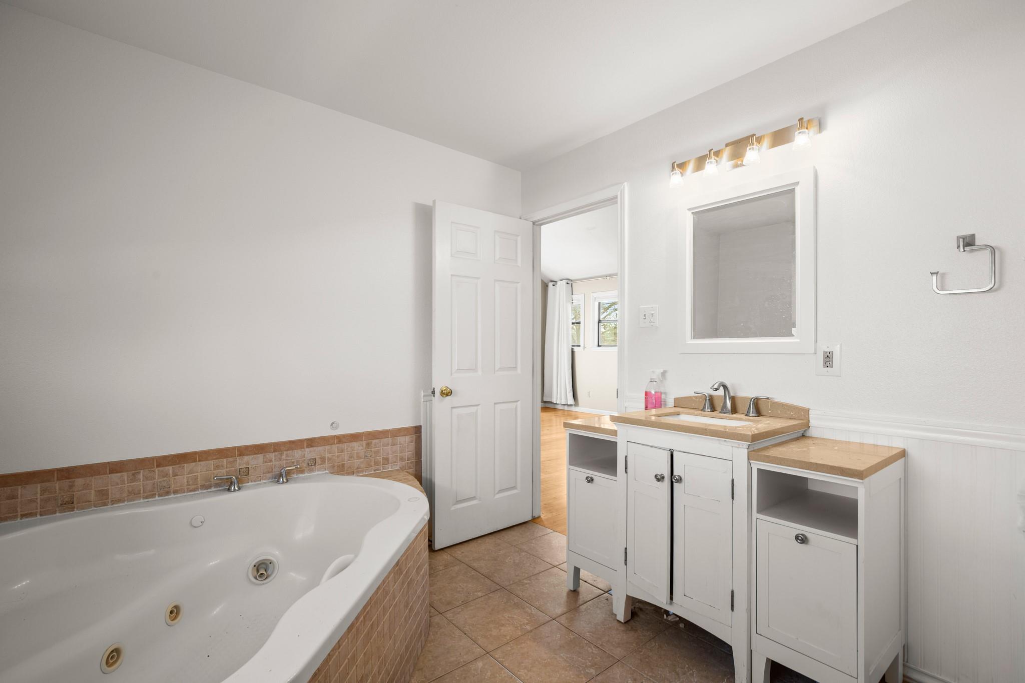 2209 S 3rd St, Austin, TX 78704