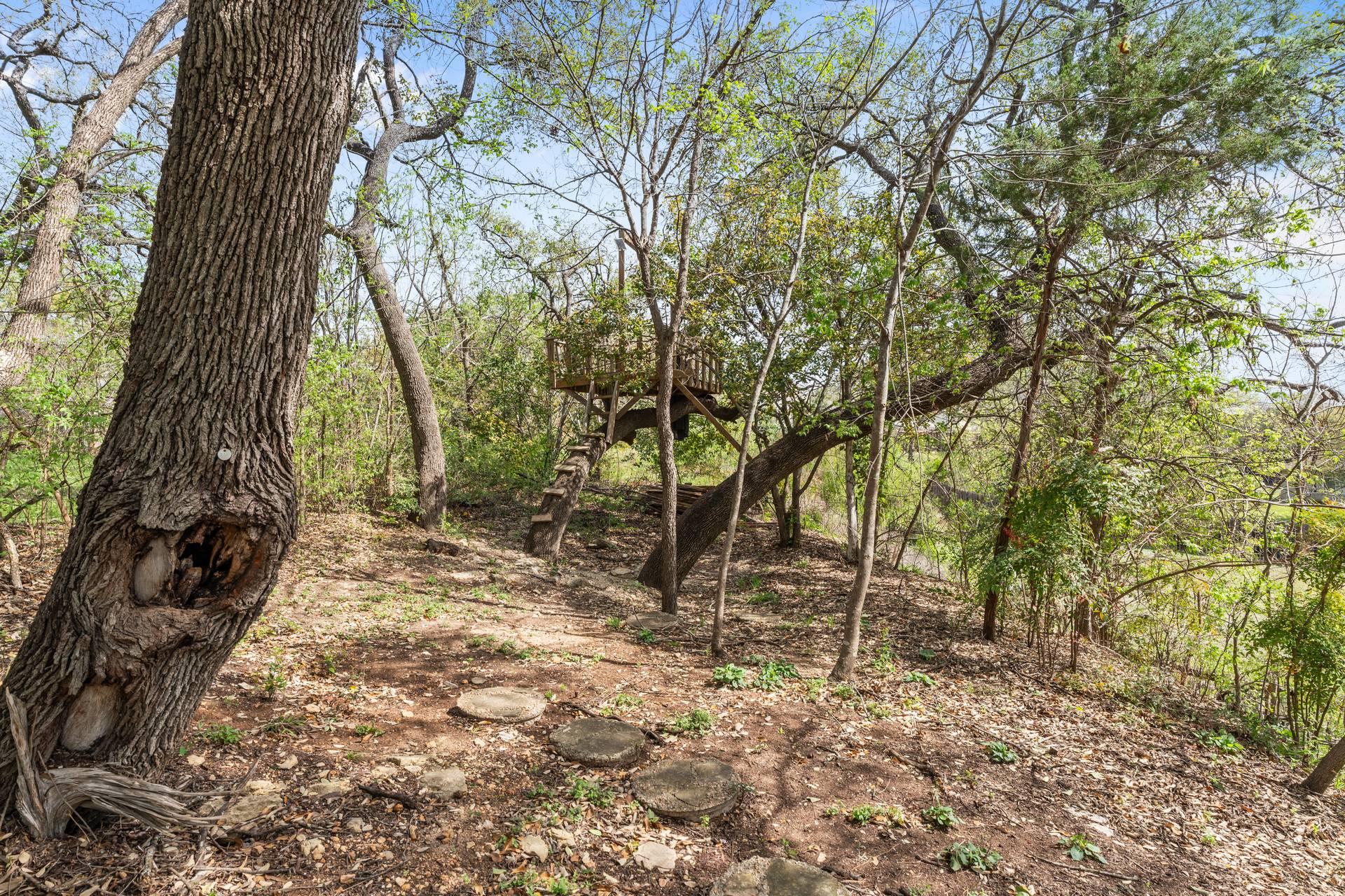 7000 Bending Oak Rd, Austin, TX 78749