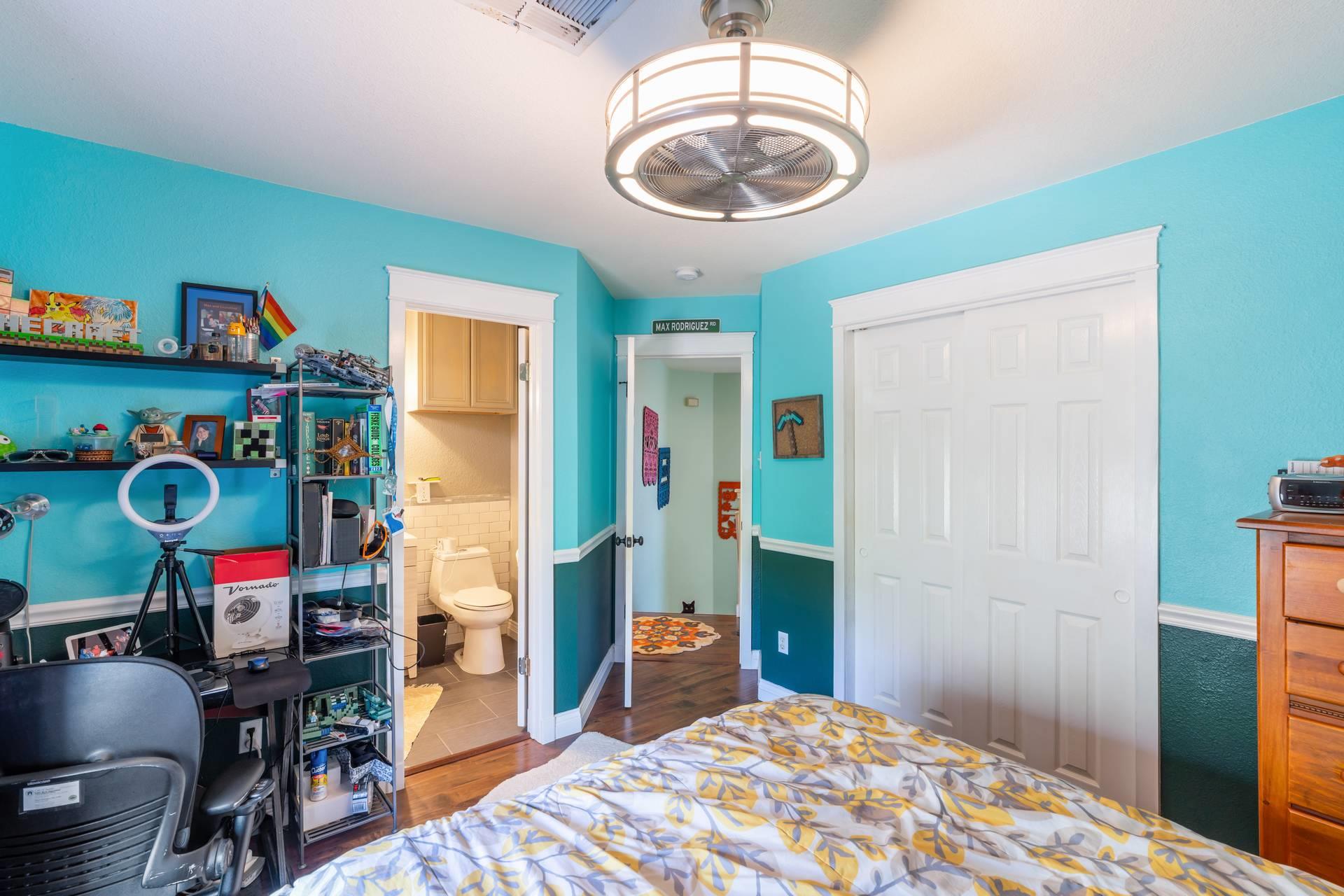 7000 Bending Oak Rd, Austin, TX 78749