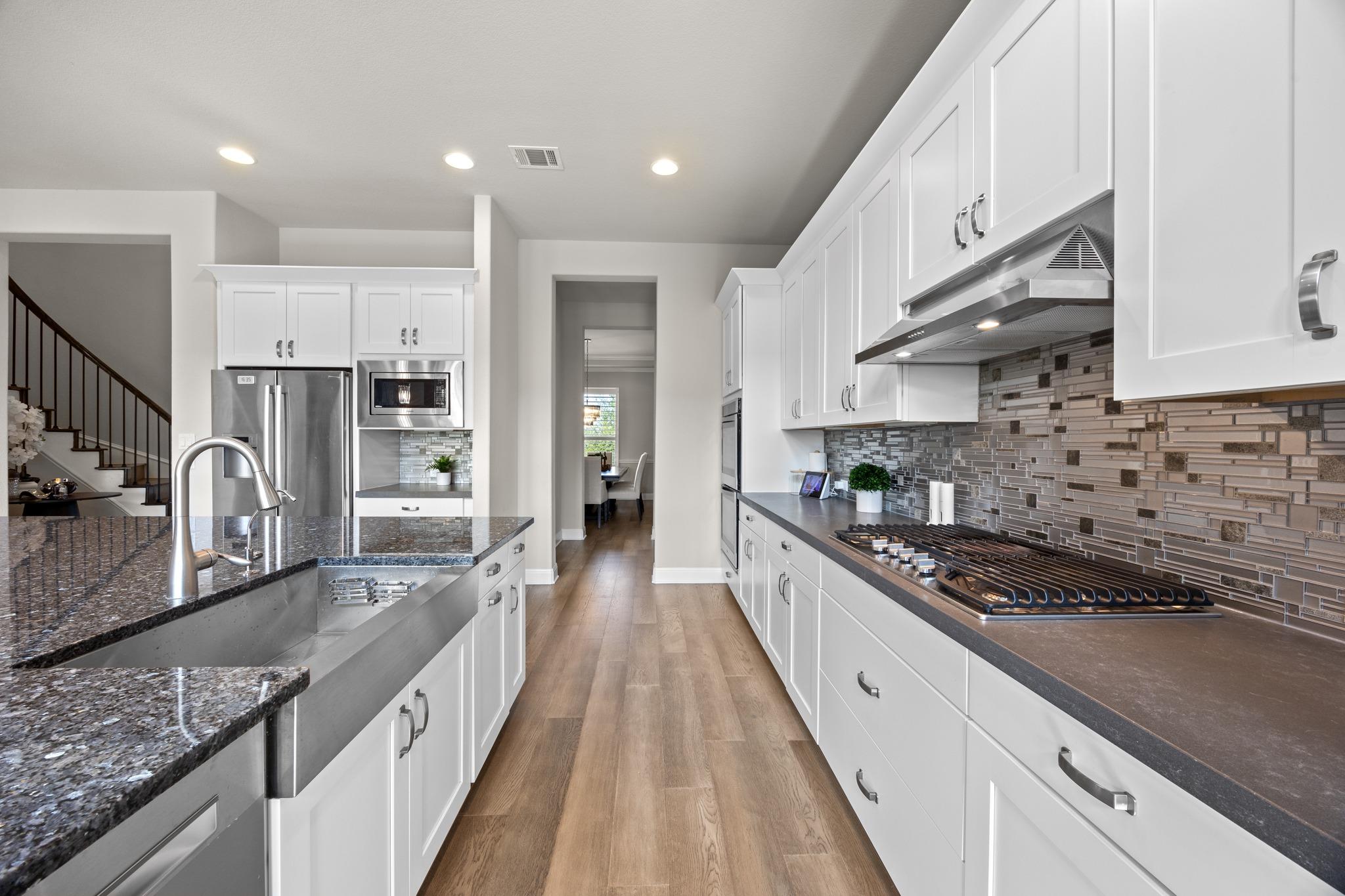 15705 Colinas Cv, Bee Cave, TX 78738