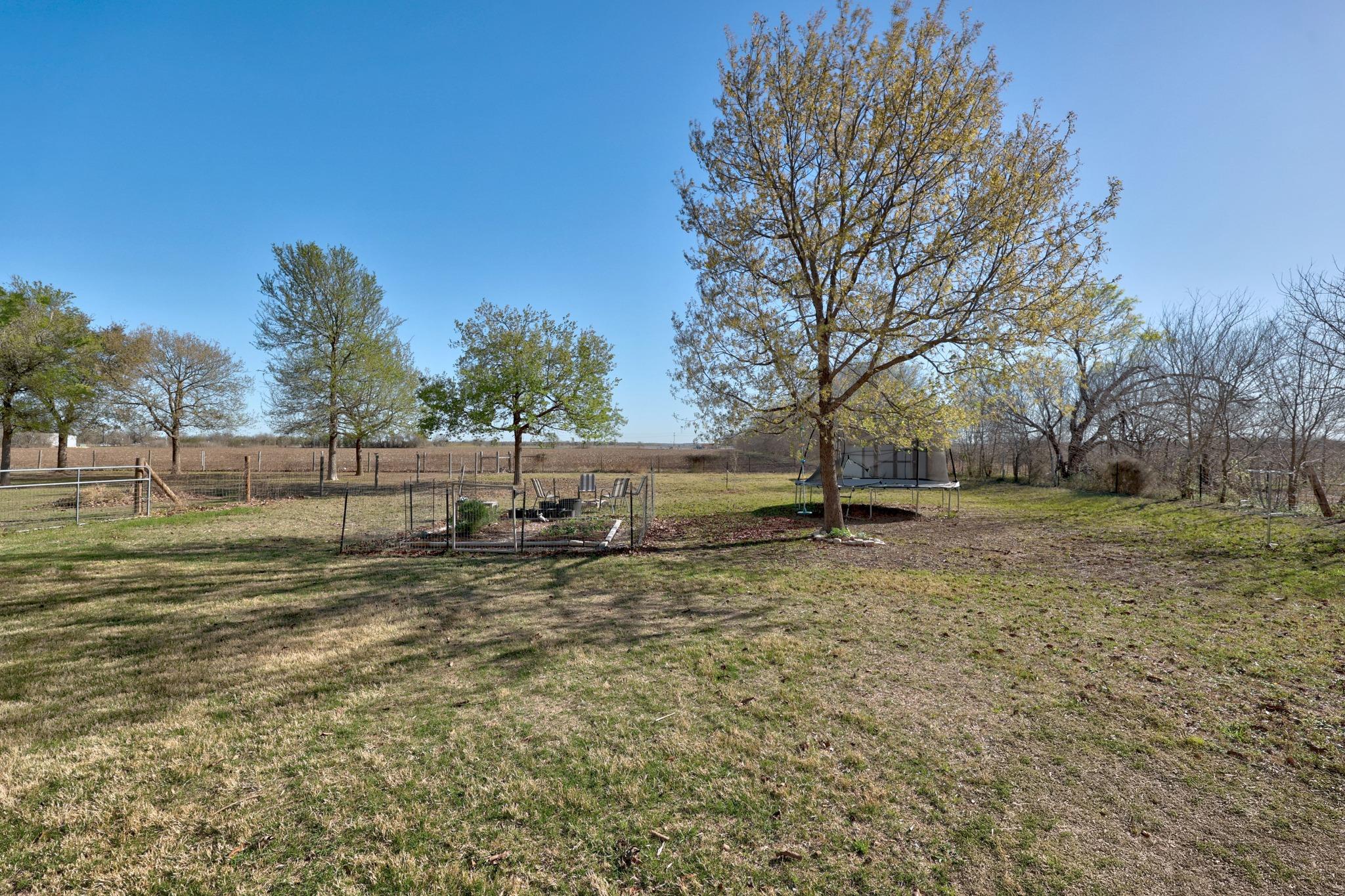 502 NW River Rd, Martindale, TX 78655