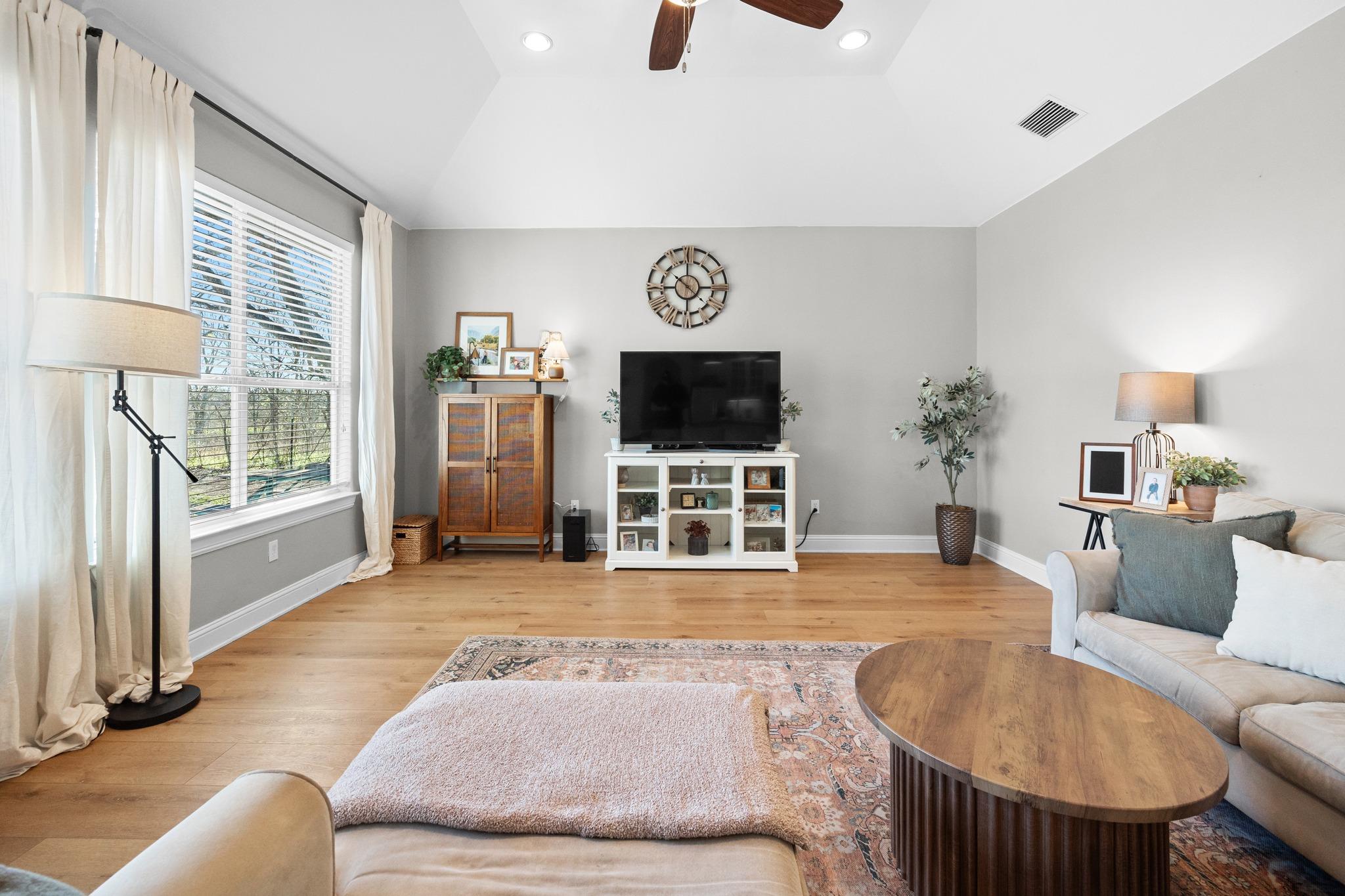 502 NW River Rd, Martindale, TX 78655