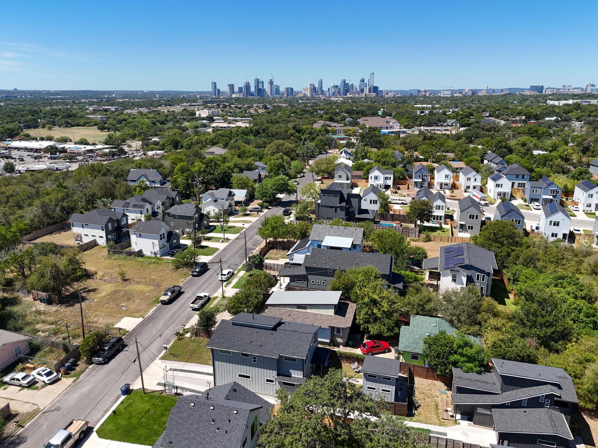 3506 Pennsylvania Ave # 1, Austin, TX 78721