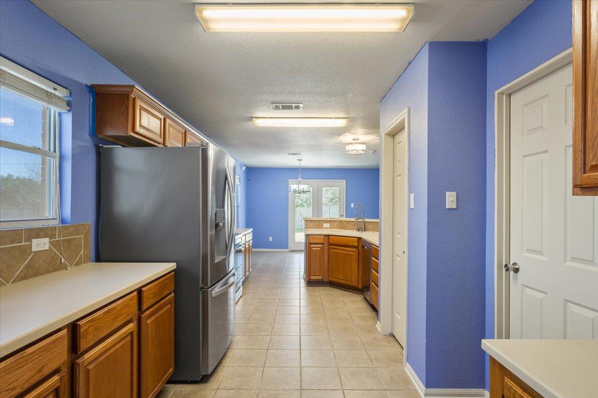 2304 Riley Dr, Killeen, TX 76542