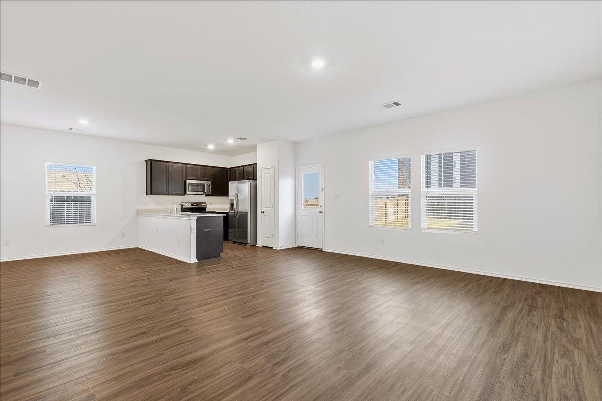 1140 Cattail Ln, Bastrop, TX 78602