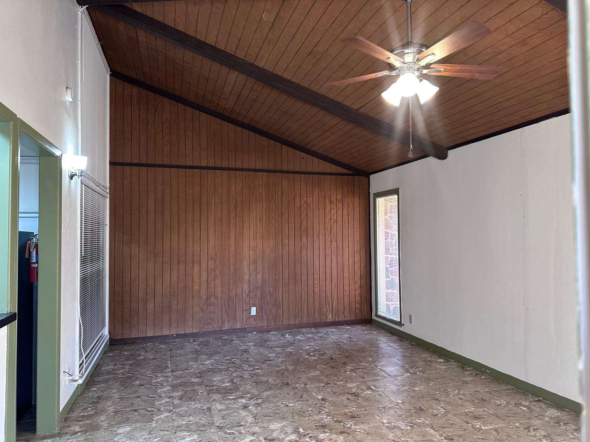 126 Conference Dr # 209, Bastrop, TX 78602