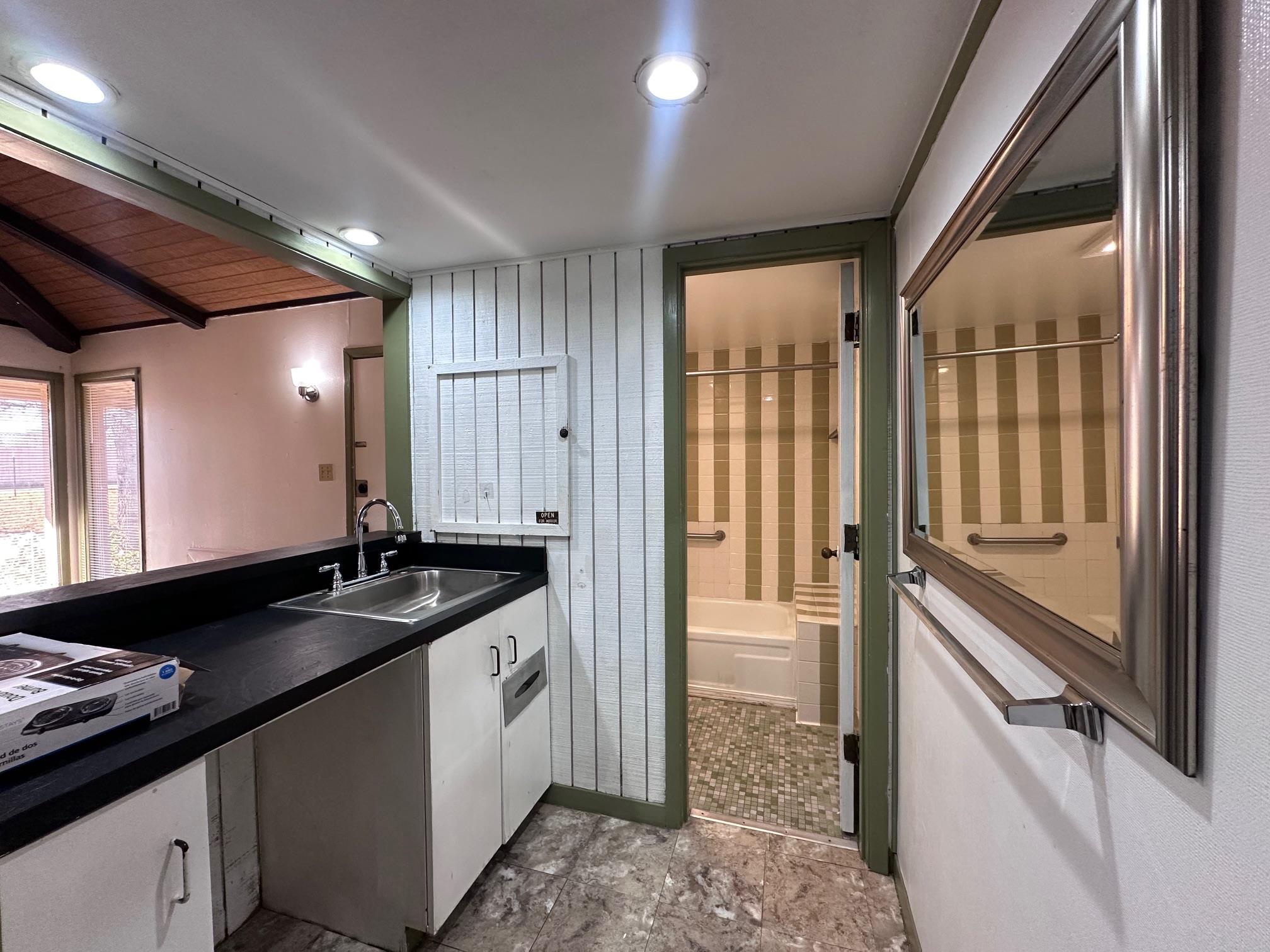 126 Conference Dr # 209, Bastrop, TX 78602