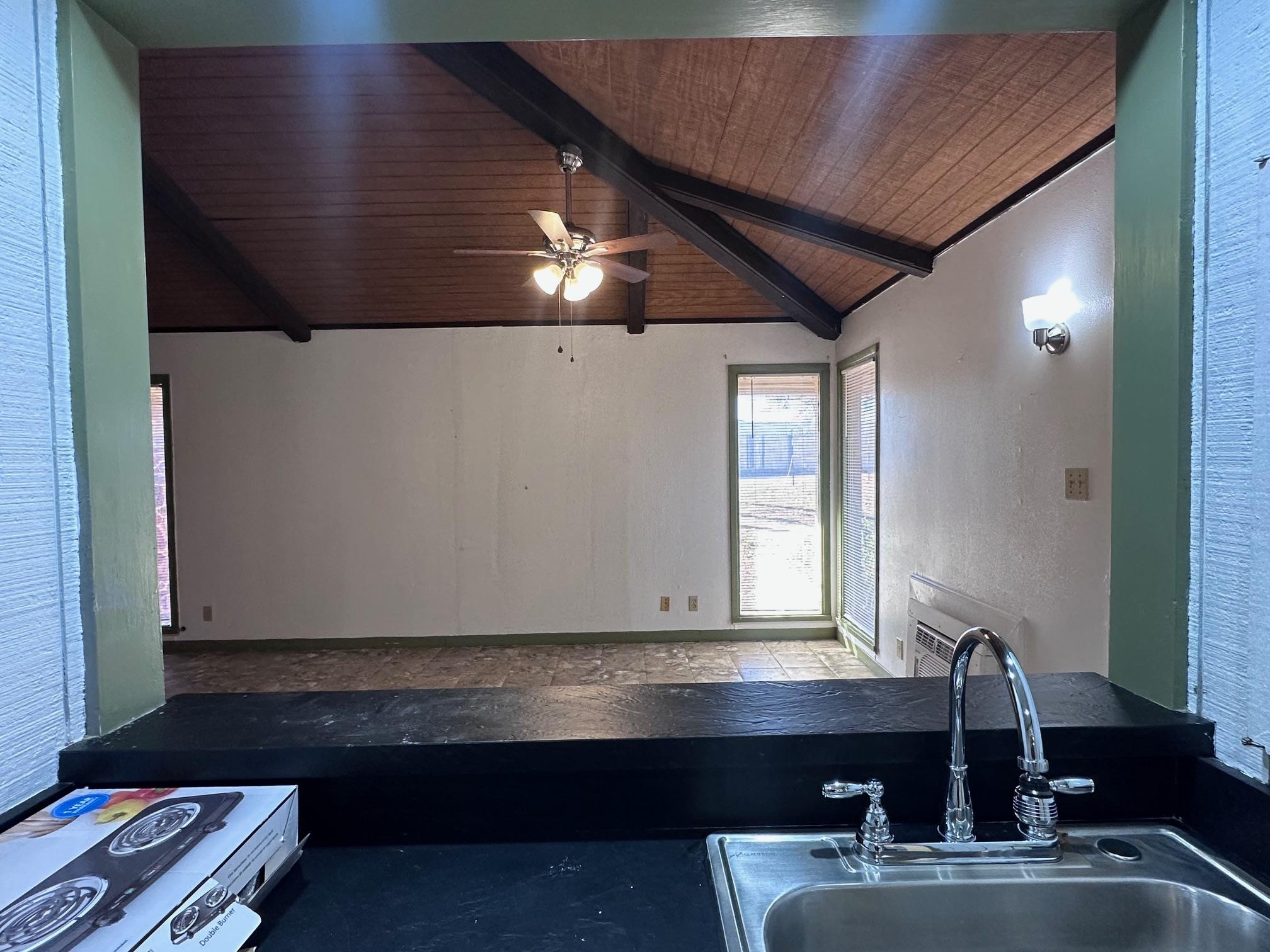 126 Conference Dr # 209, Bastrop, TX 78602