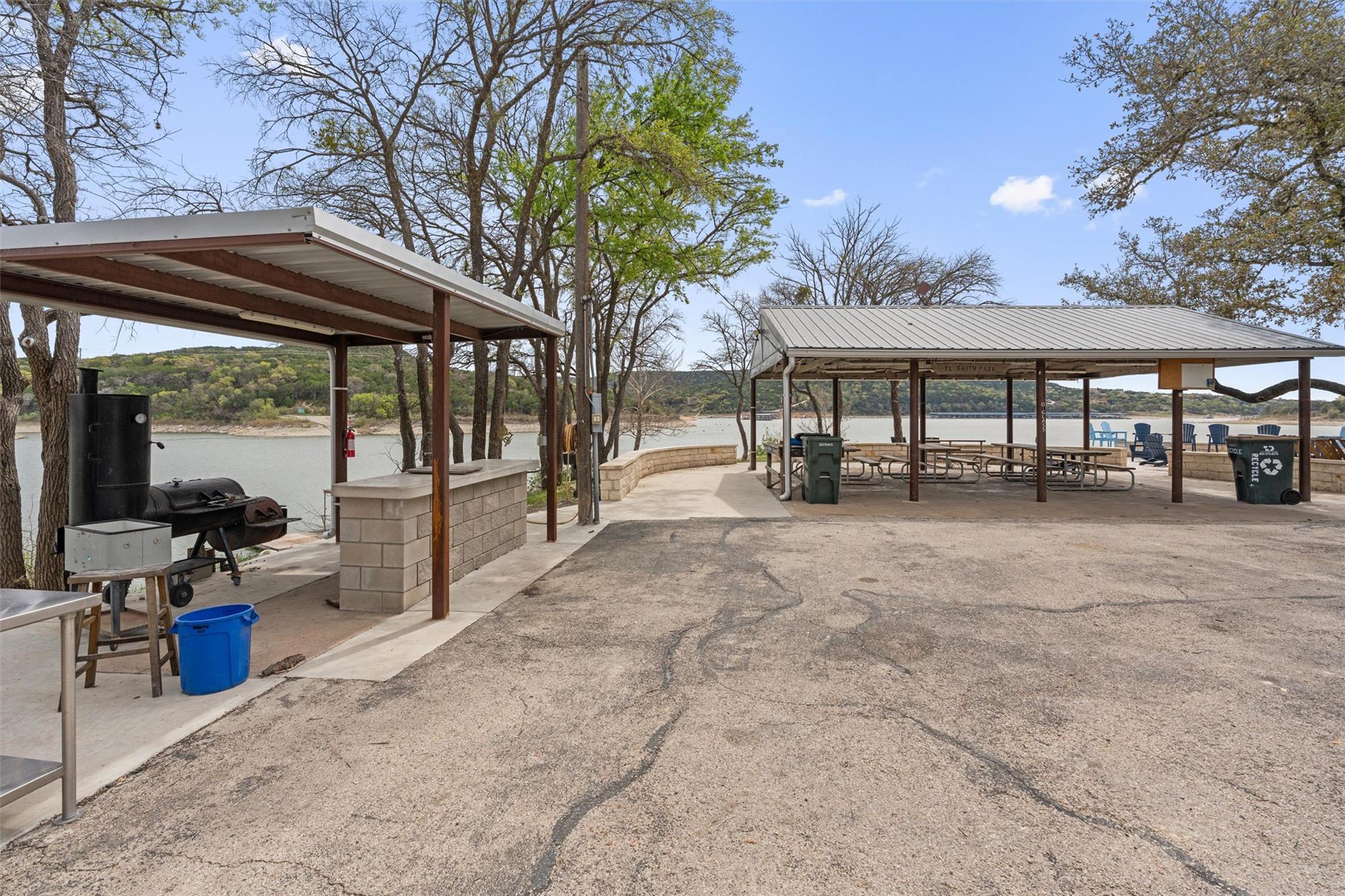 17511 E Darleen Dr, Leander, TX 78641