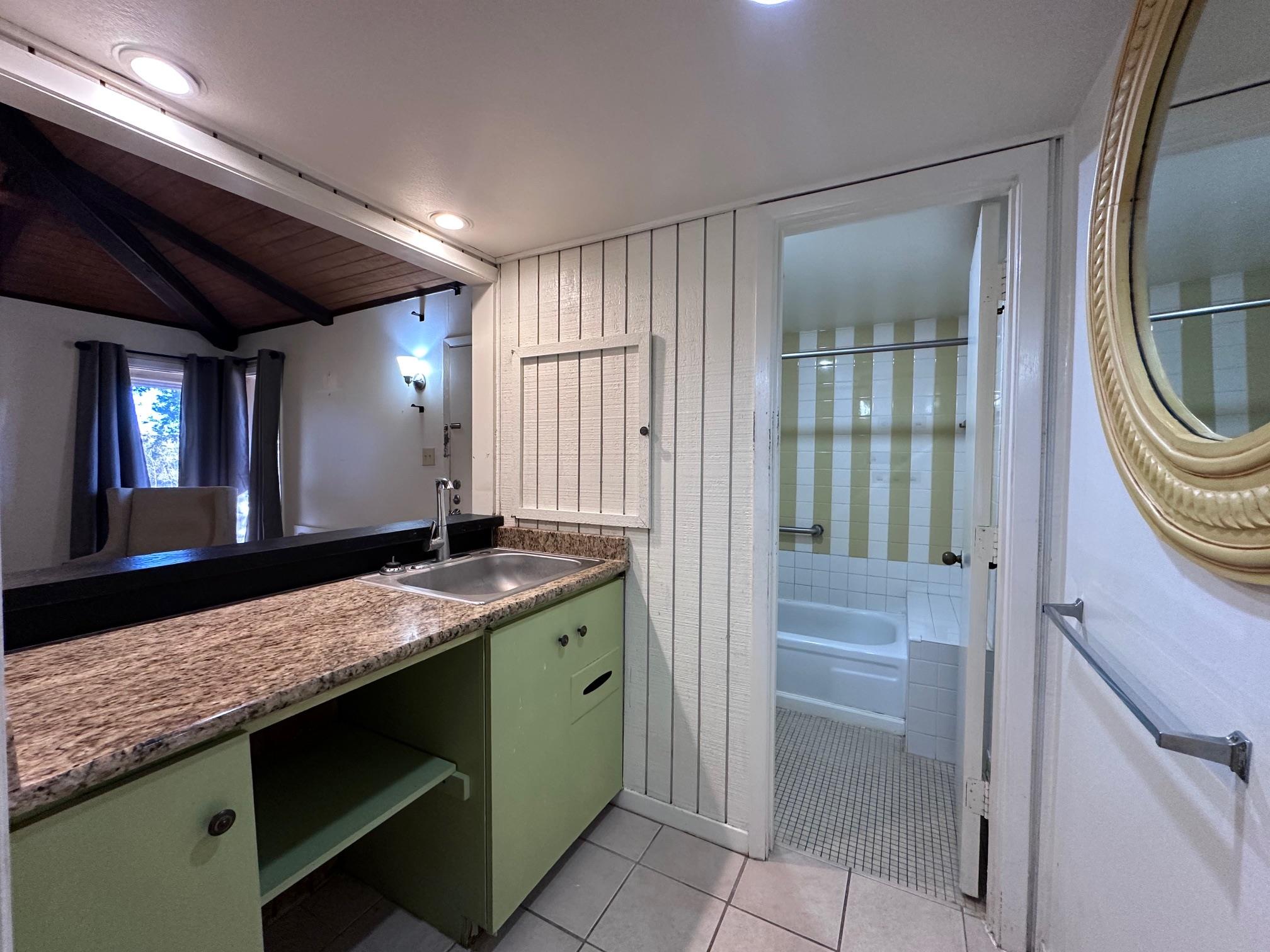 126 Conference Dr # 211, Bastrop, TX 78602