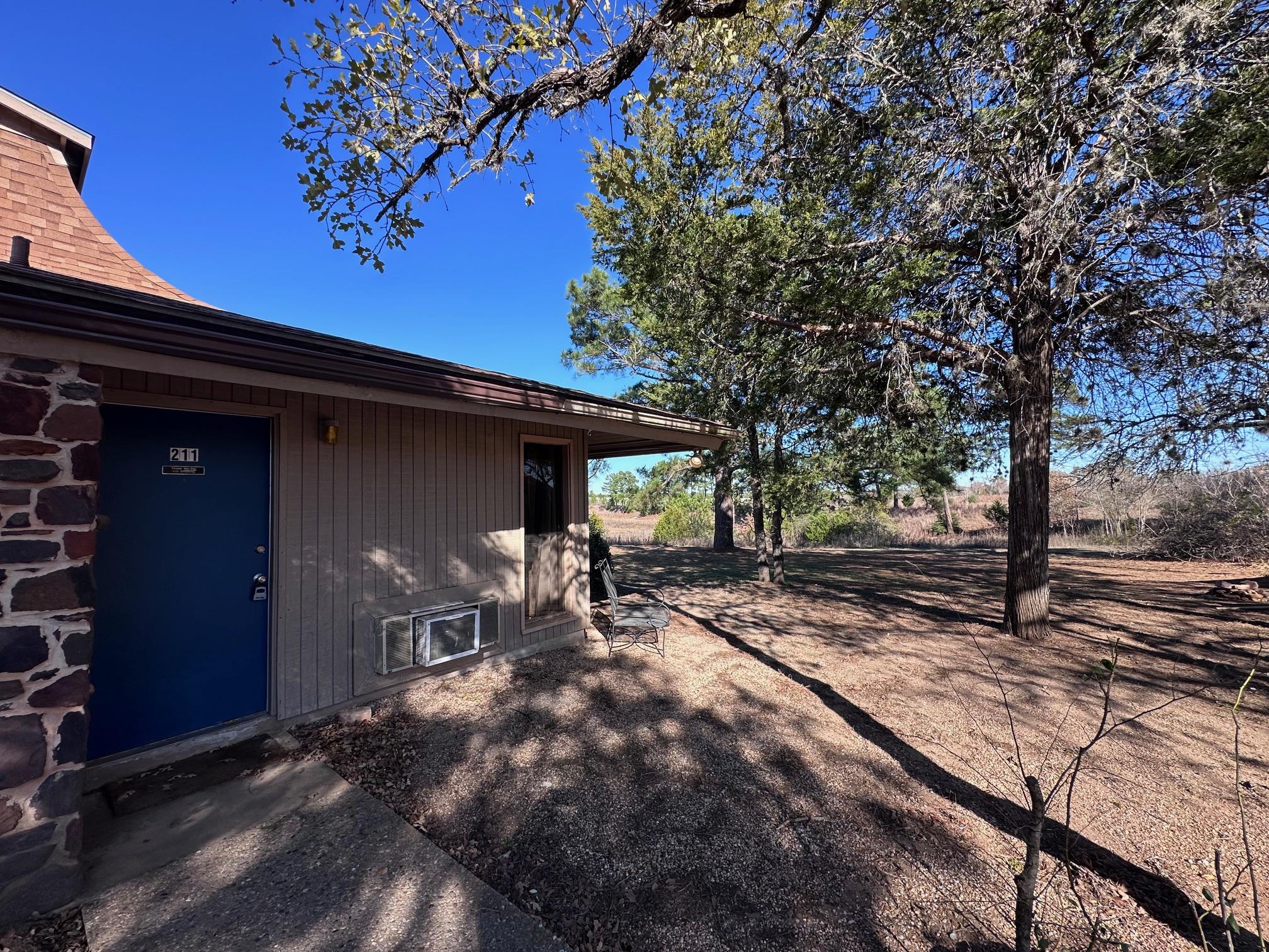 126 Conference Dr # 211, Bastrop, TX 78602