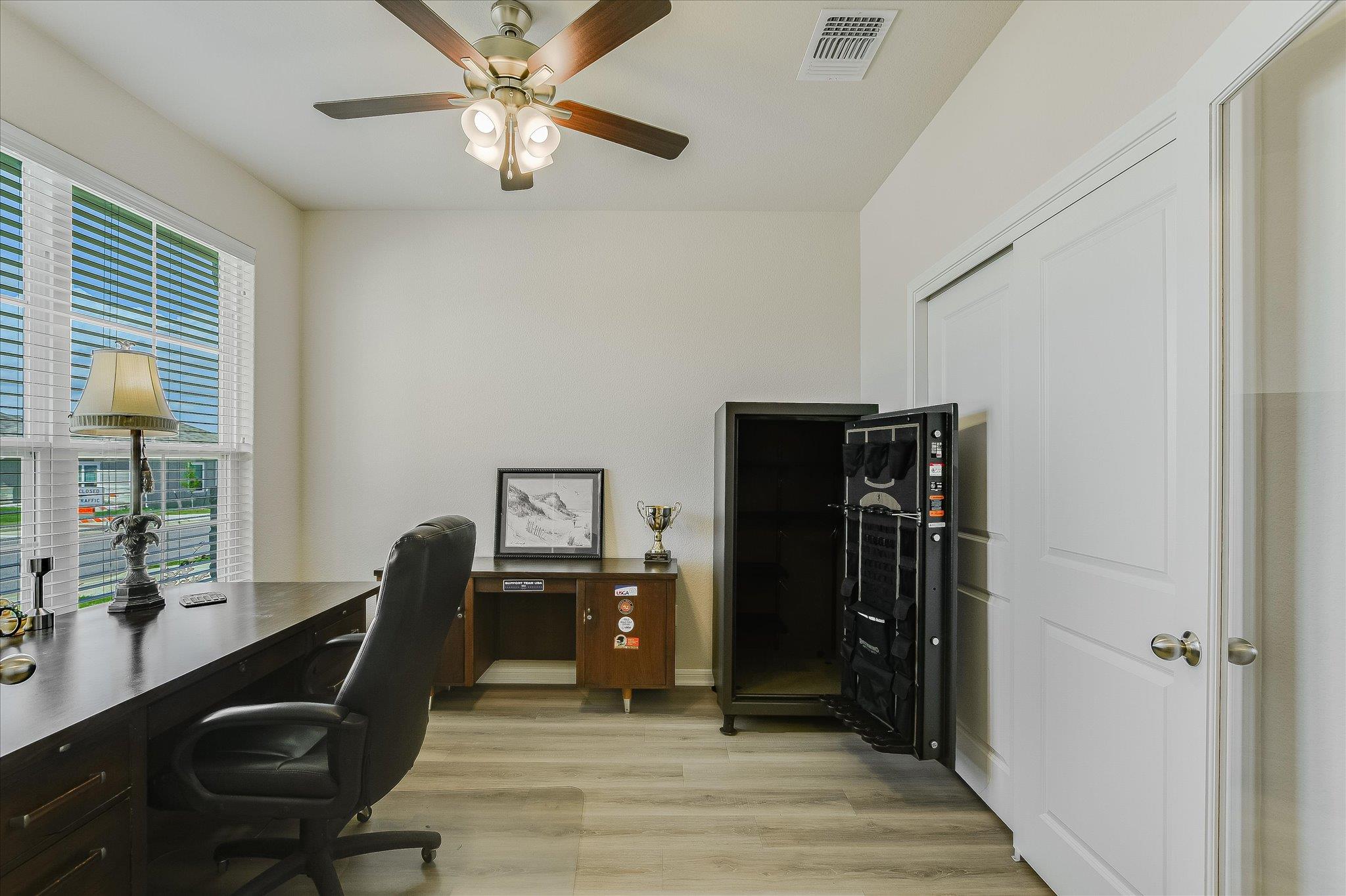 8818 Happy Valley Dr, Temple, TX 76502