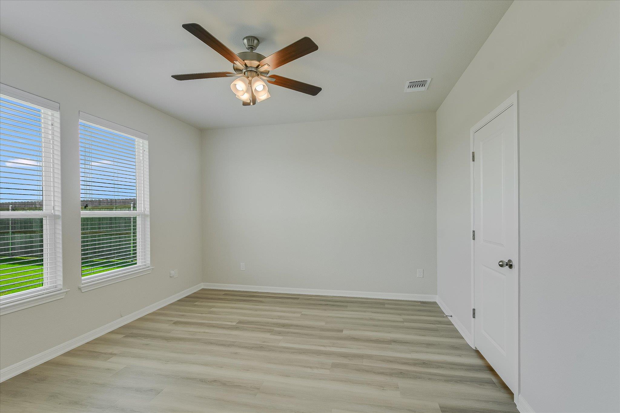 8818 Happy Valley Dr, Temple, TX 76502