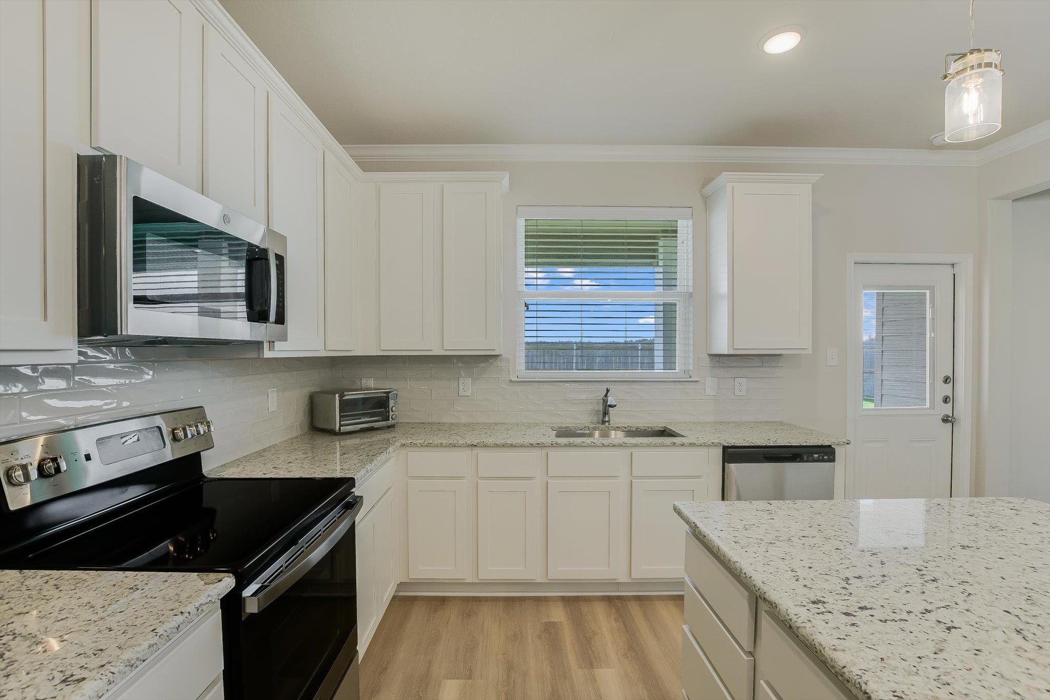 8818 Happy Valley Dr, Temple, TX 76502