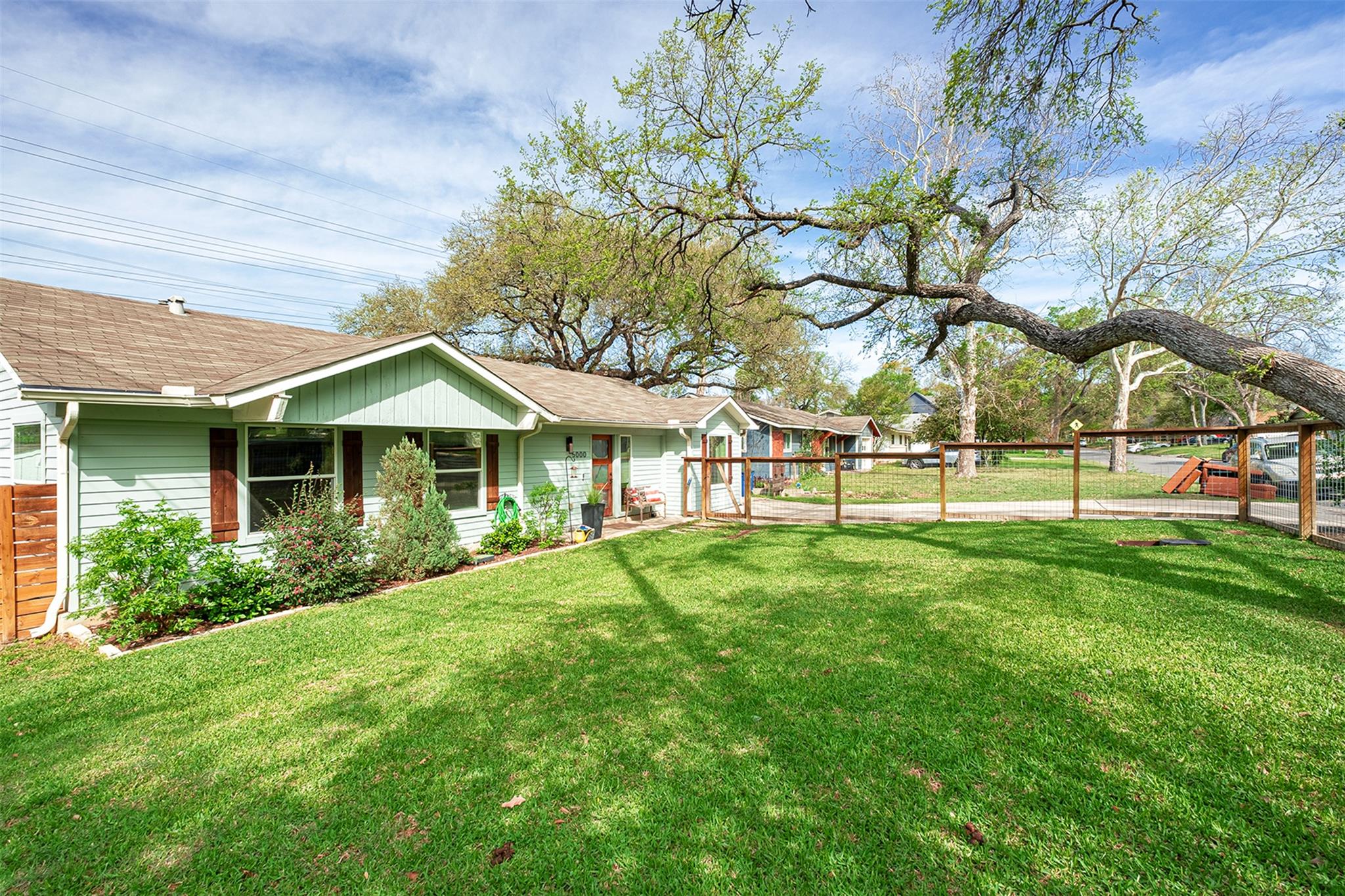 5000 Lansing Dr # 1, Austin, TX 78745