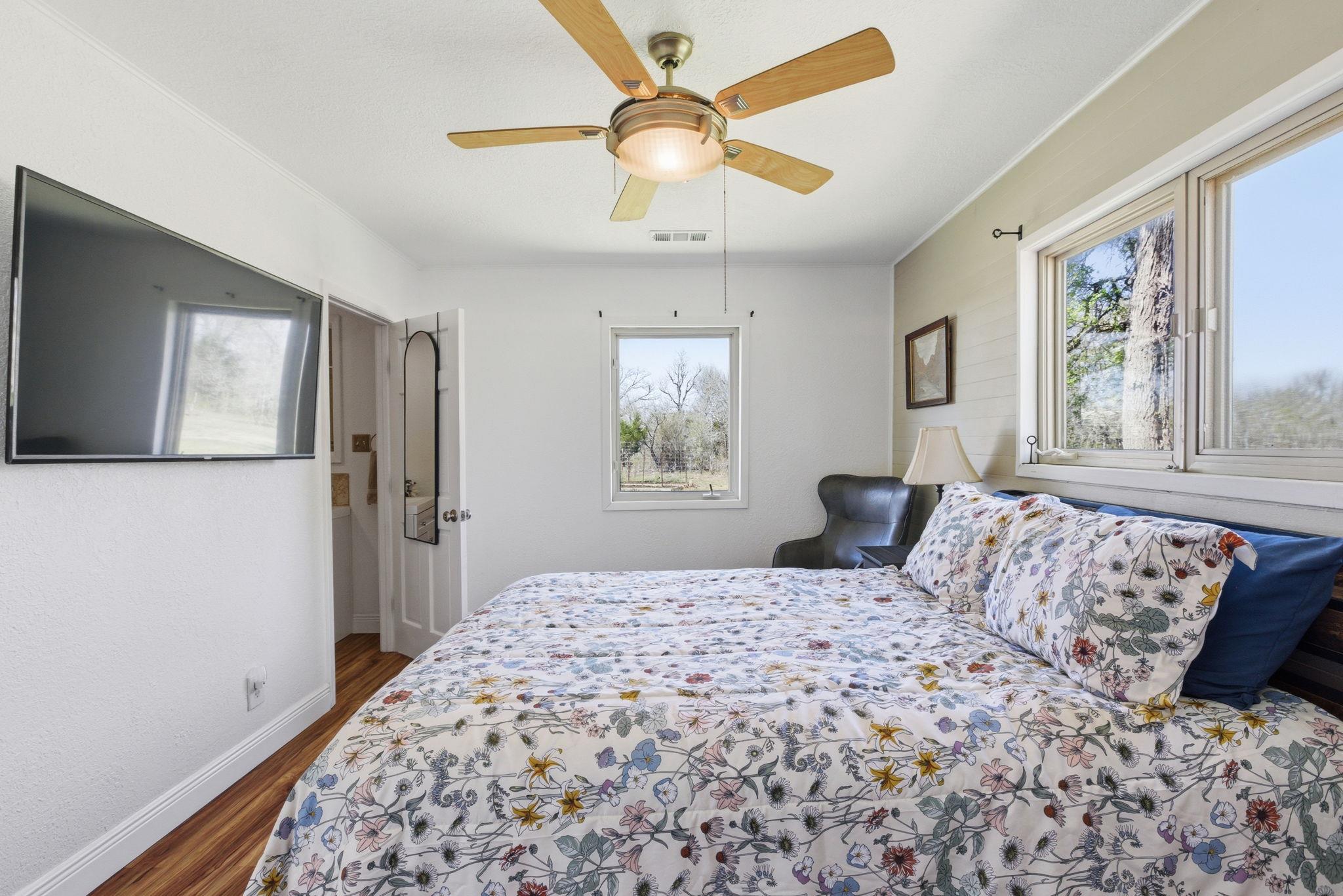 18335 FM 86, Red Rock, TX 78662