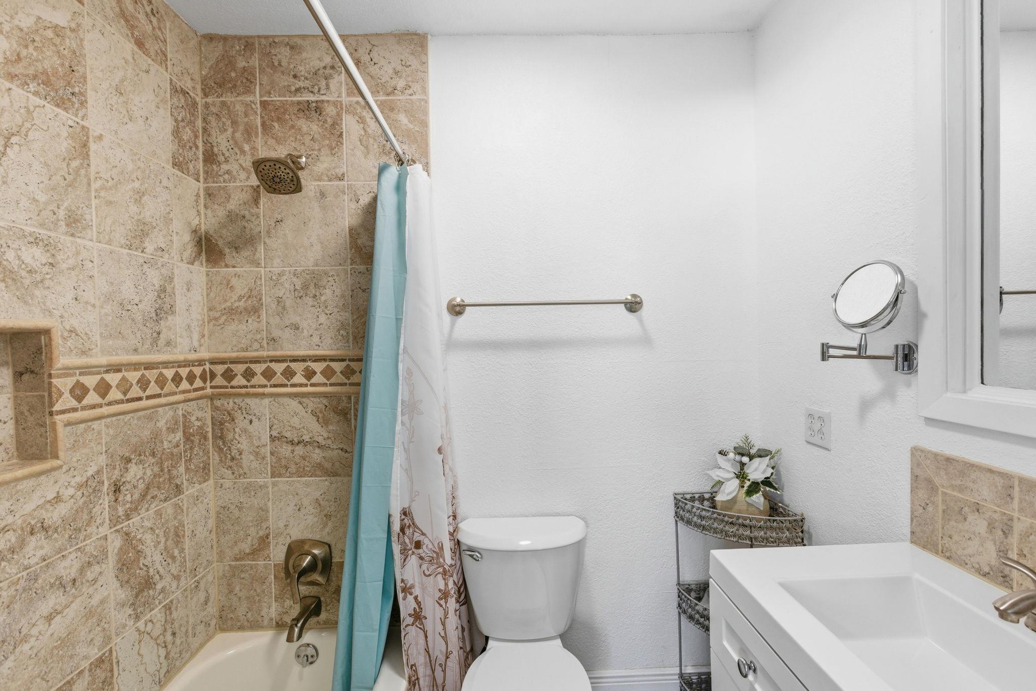 18335 FM 86, Red Rock, TX 78662