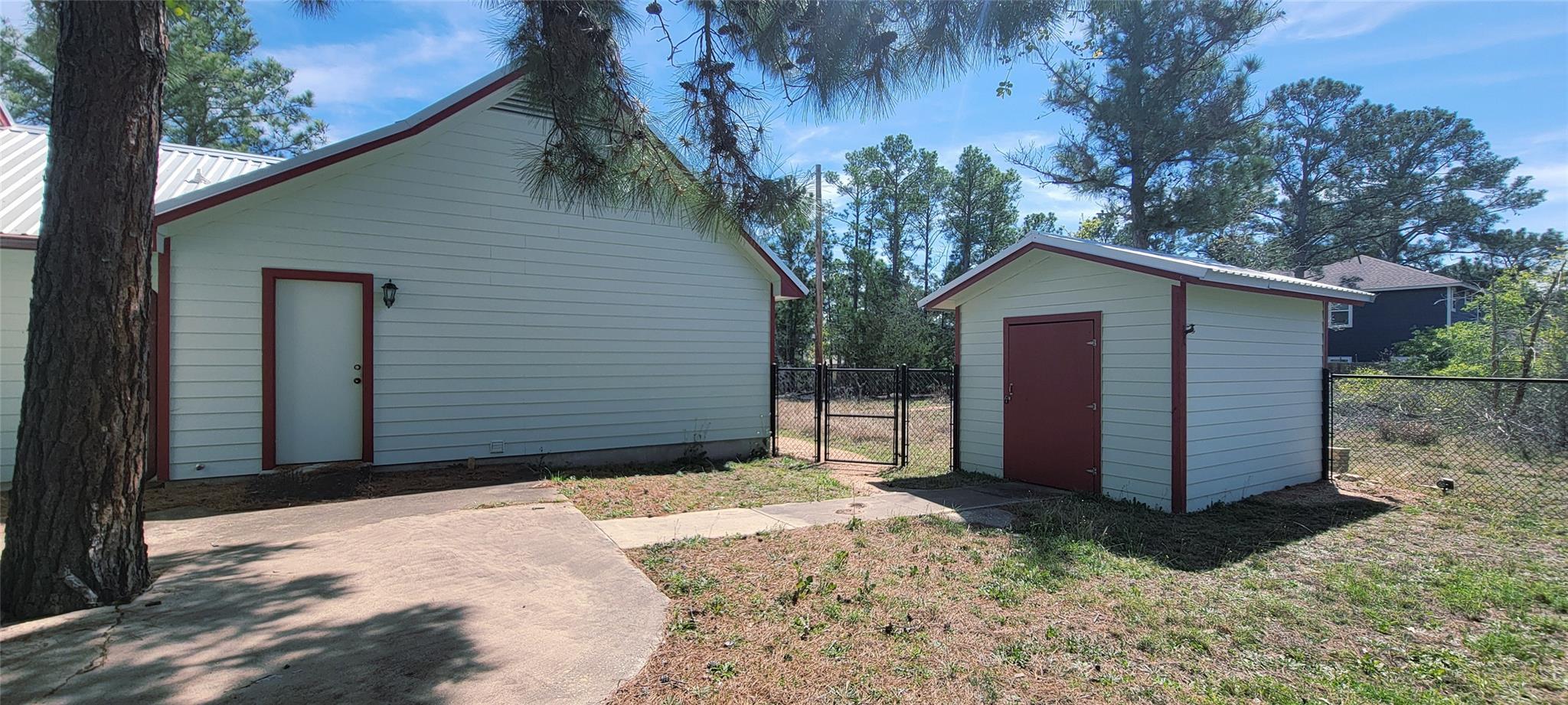 144 Koolua Dr, Bastrop, TX 78602