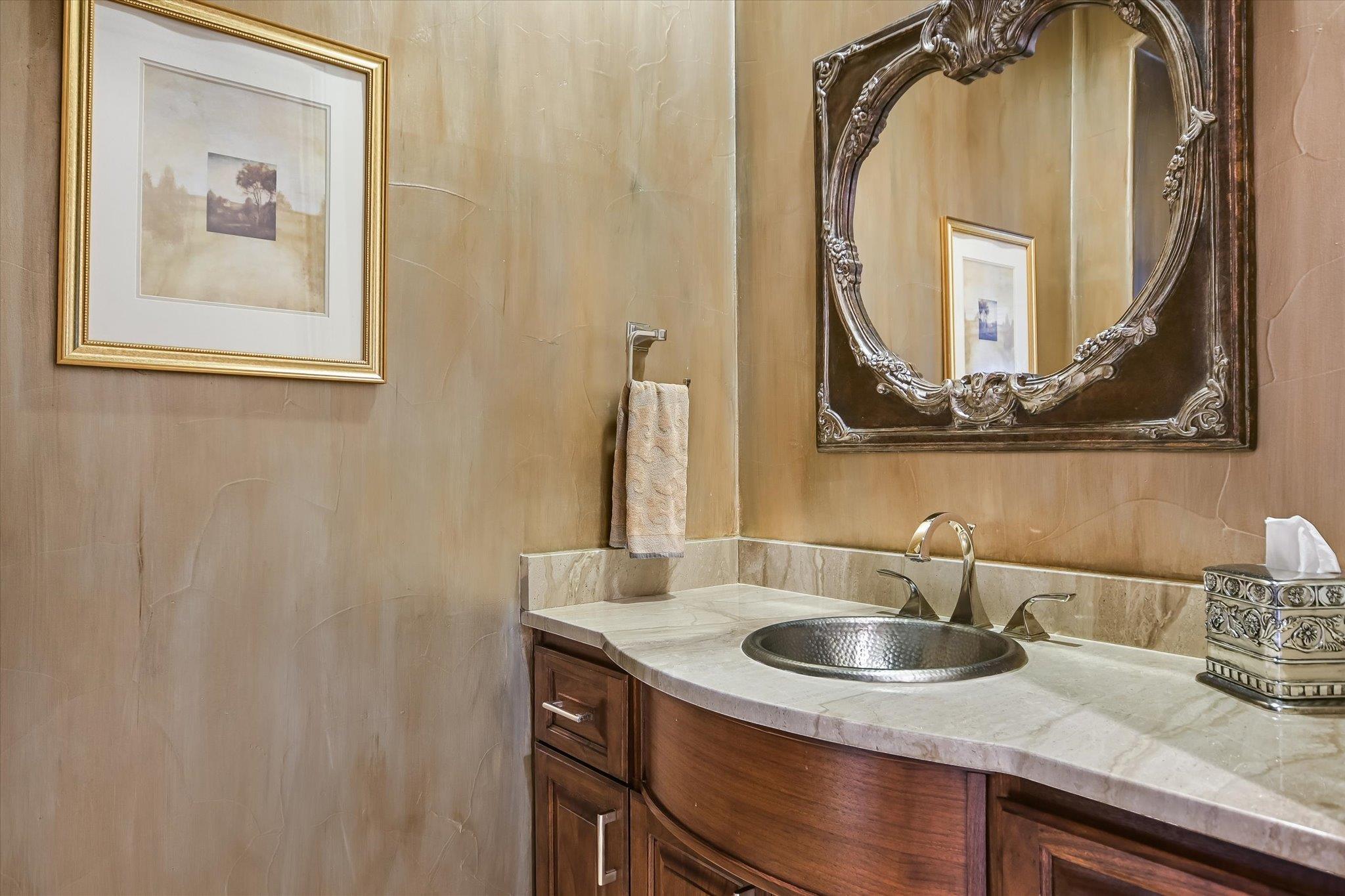 8225 Carranzo Dr, Austin, TX 78735