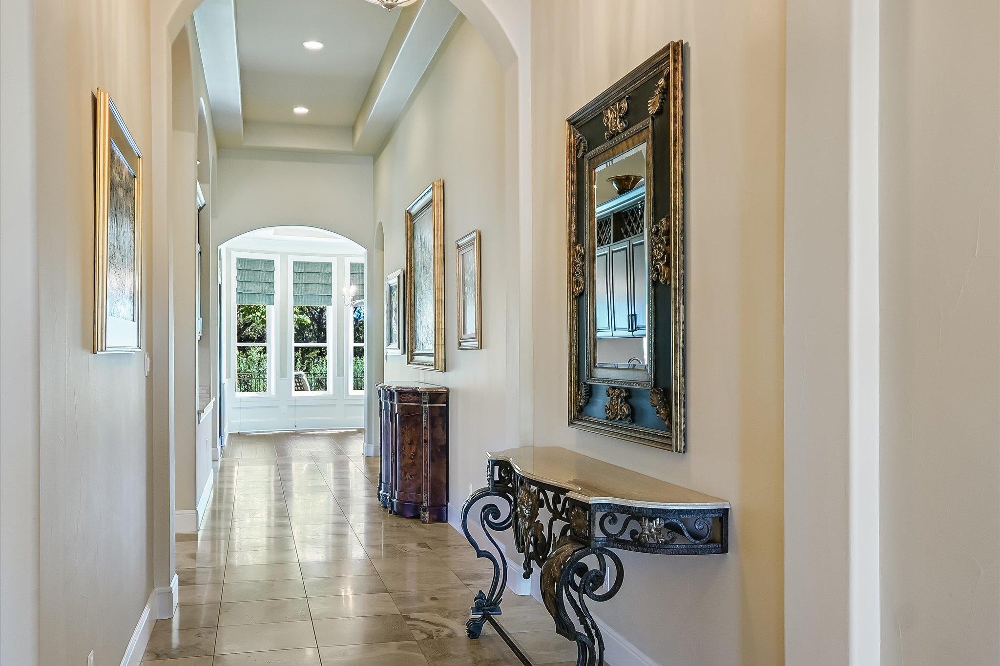 8225 Carranzo Dr, Austin, TX 78735