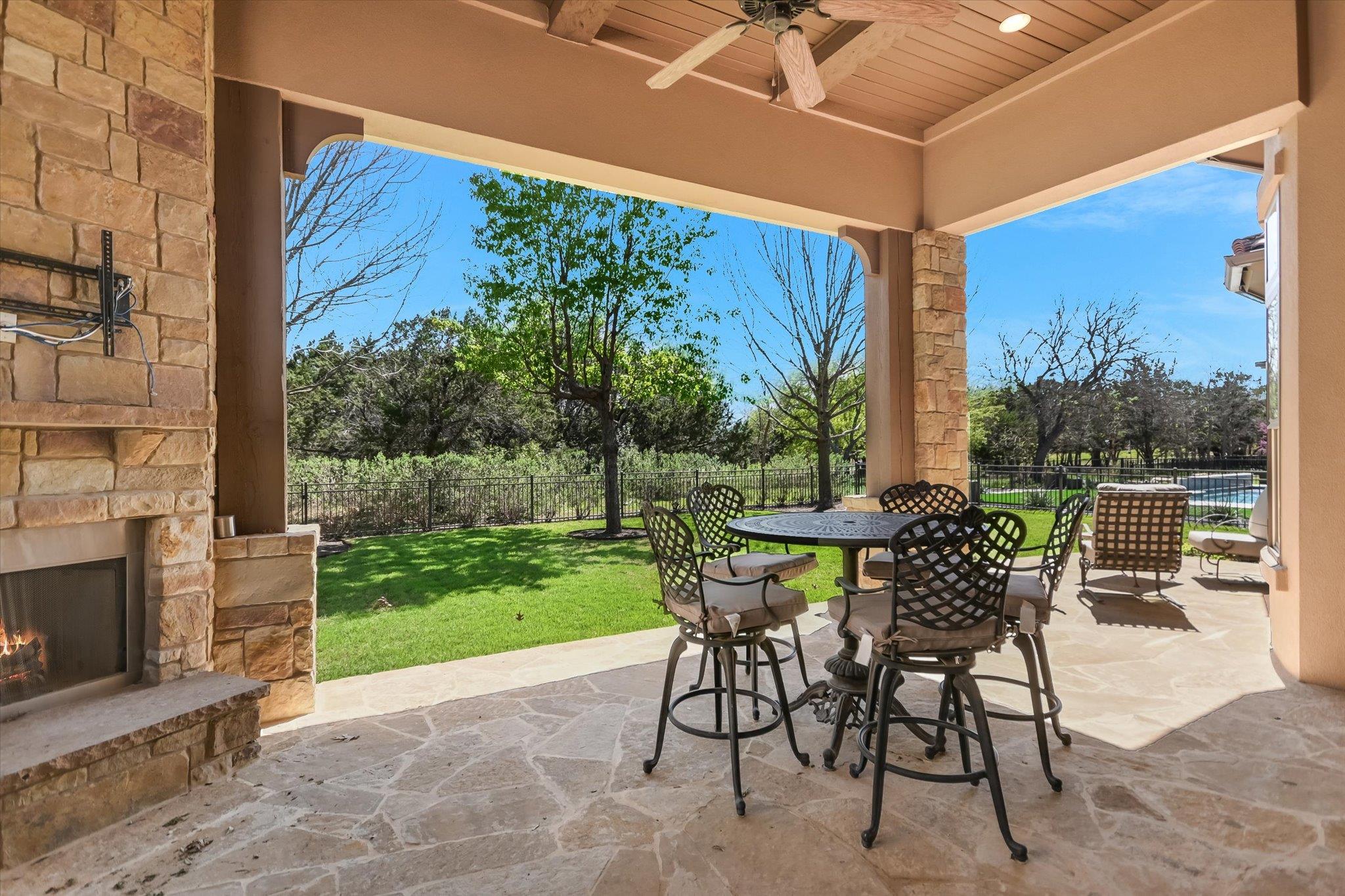 8225 Carranzo Dr, Austin, TX 78735