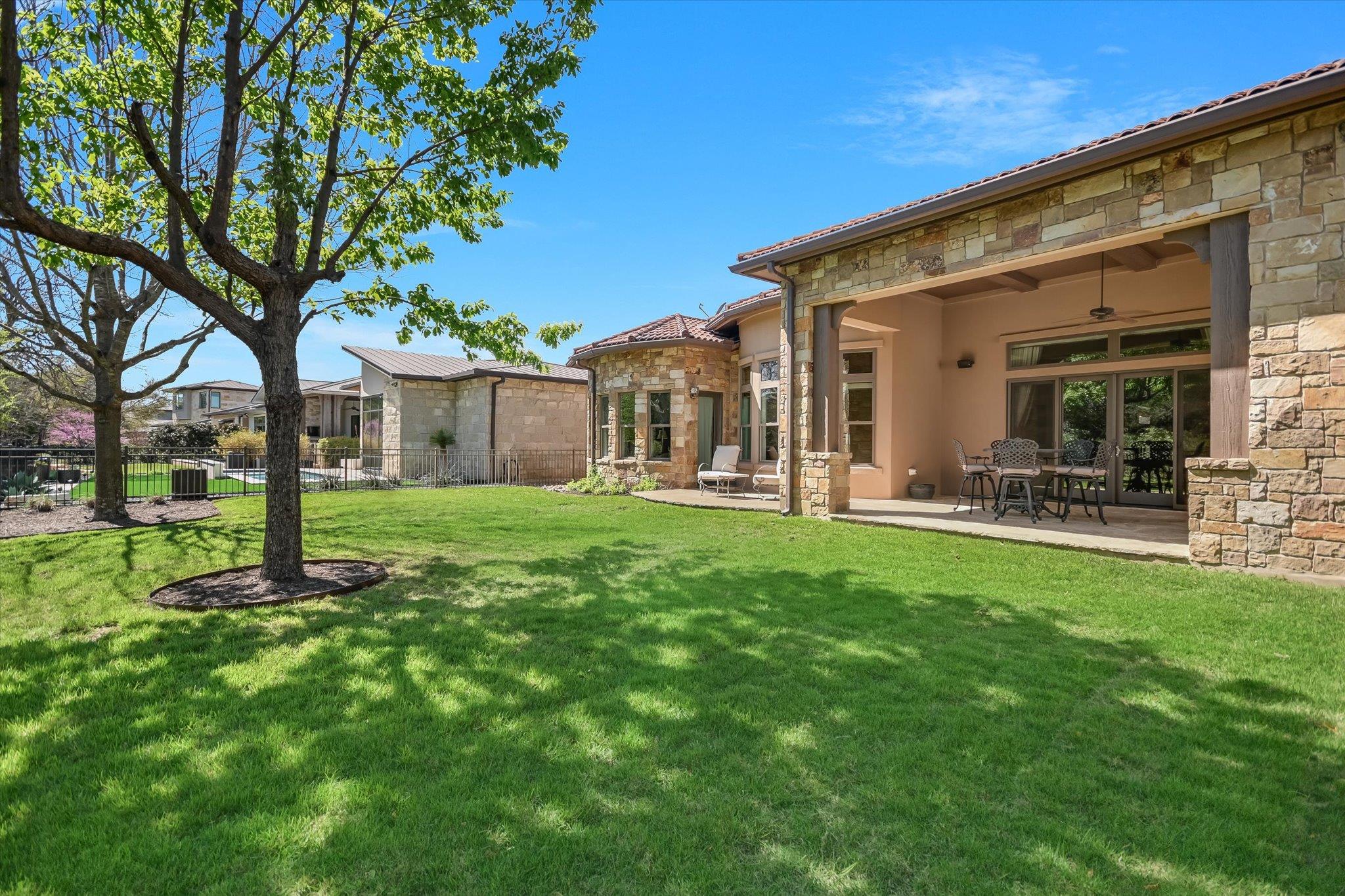 8225 Carranzo Dr, Austin, TX 78735