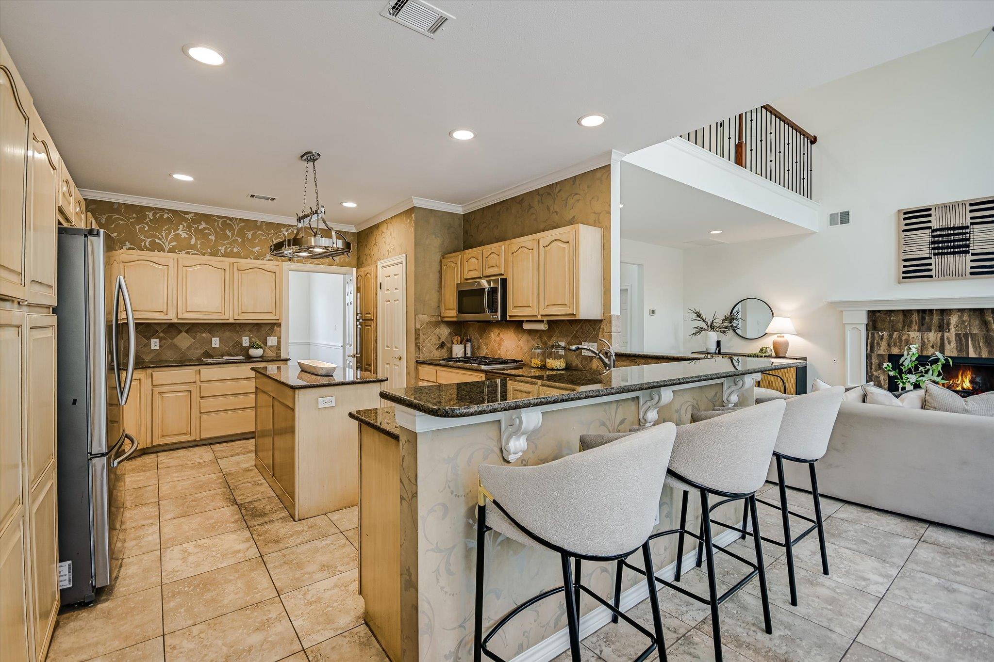 4000 Shadow Oak Ln, Austin, TX 78746