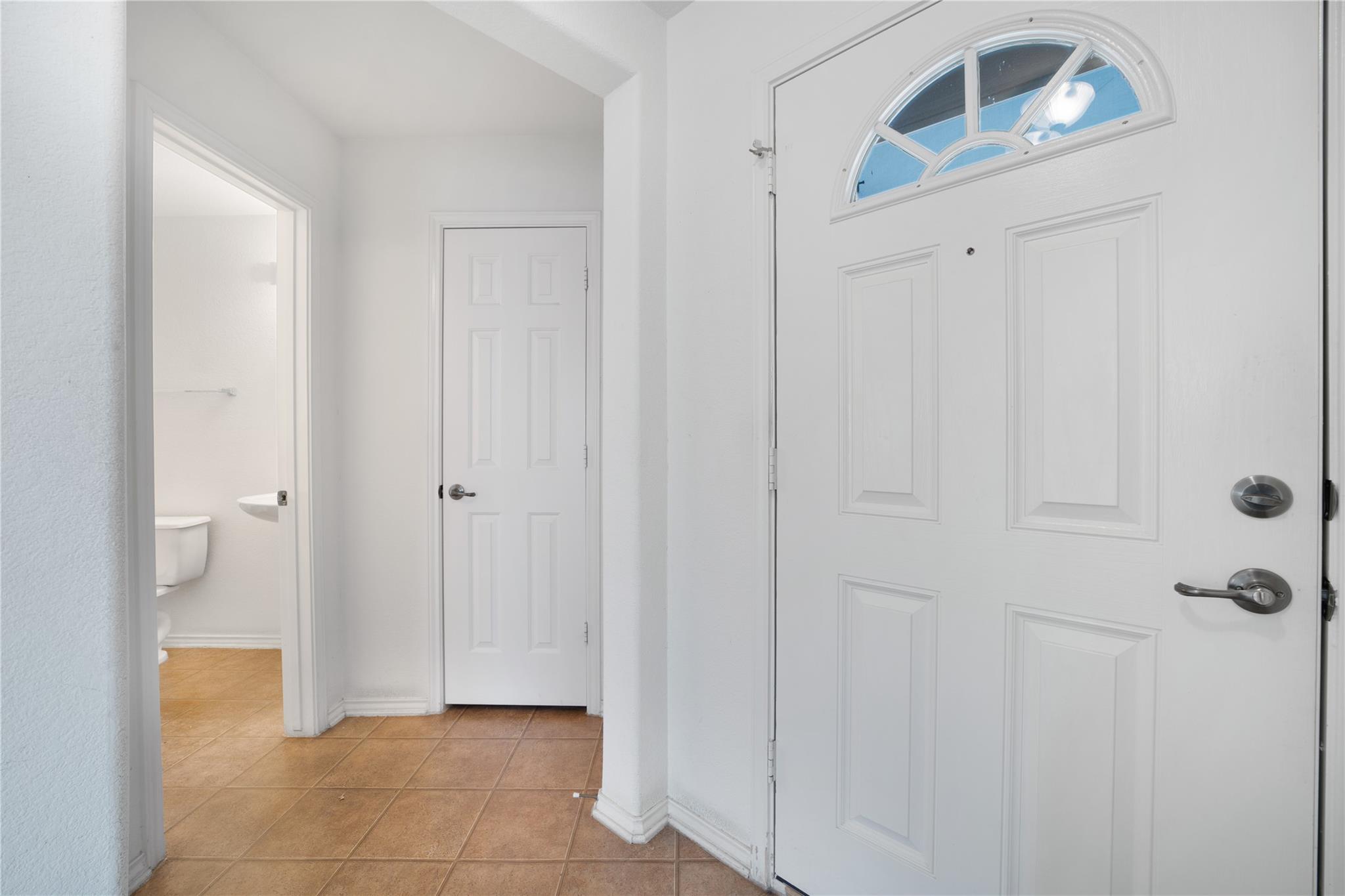 180 Beech Dr, Kyle, TX 78640