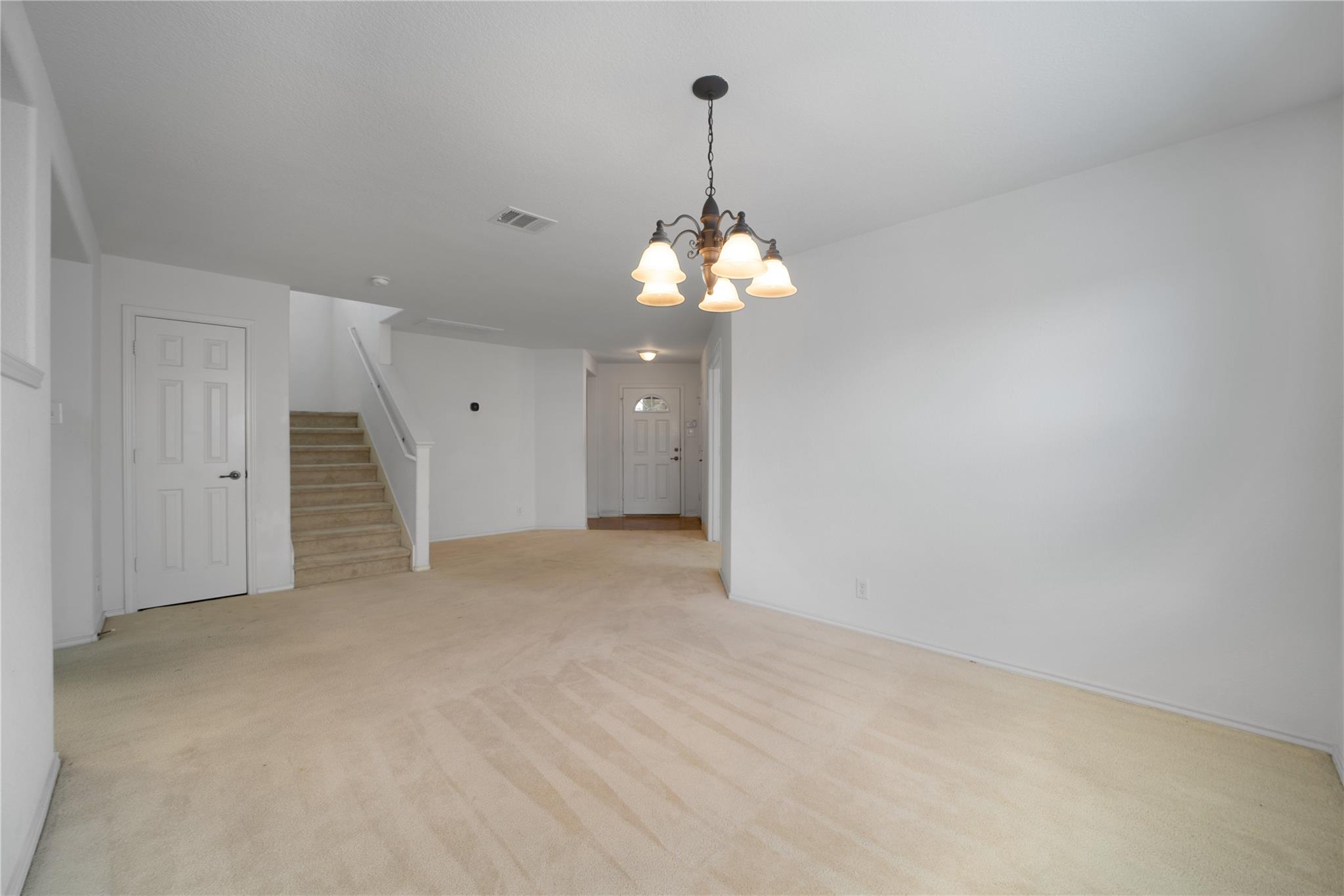 180 Beech Dr, Kyle, TX 78640