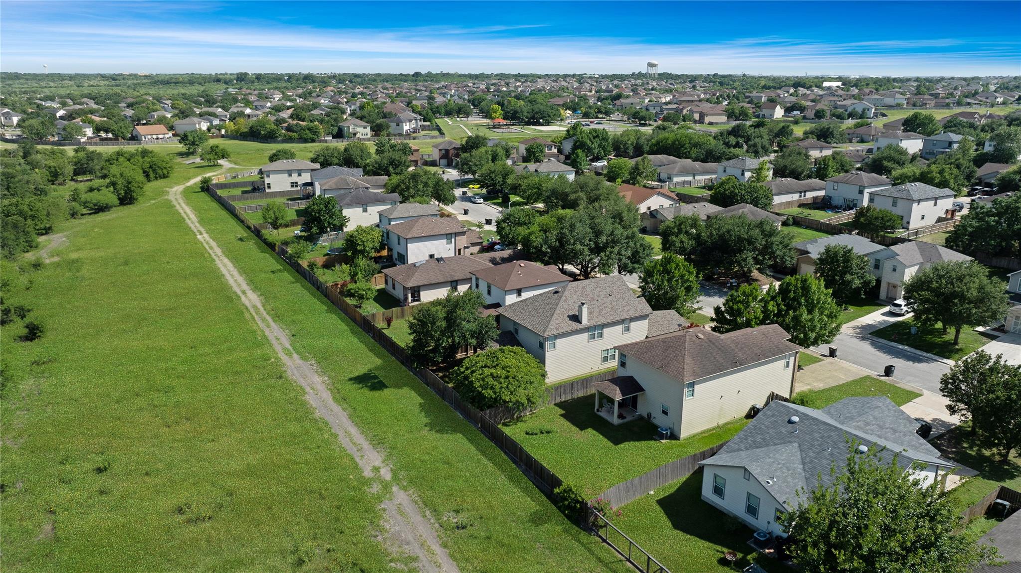 180 Beech Dr, Kyle, TX 78640