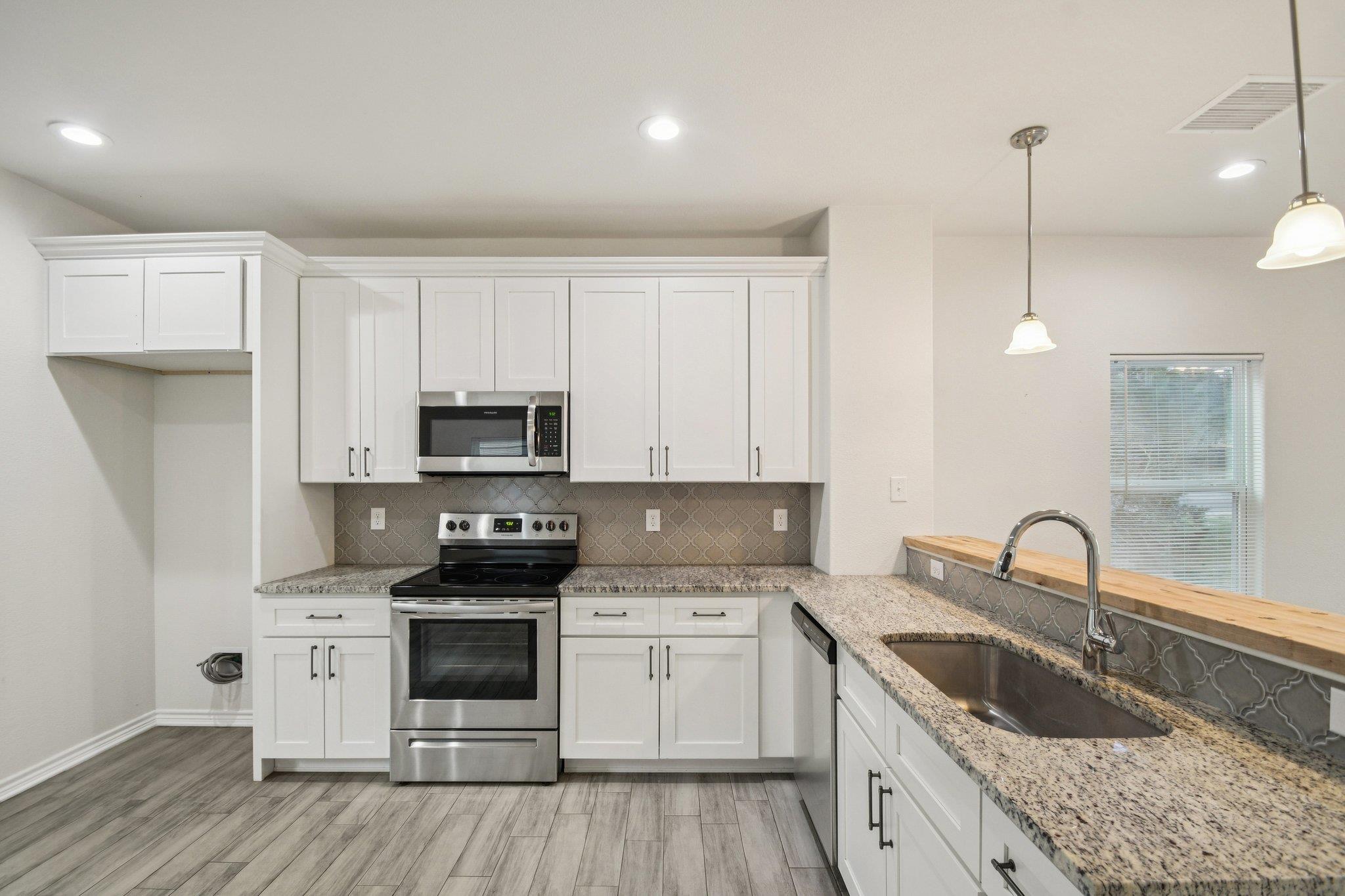 28 Deer Ridge Rd, Wimberley, TX 78676