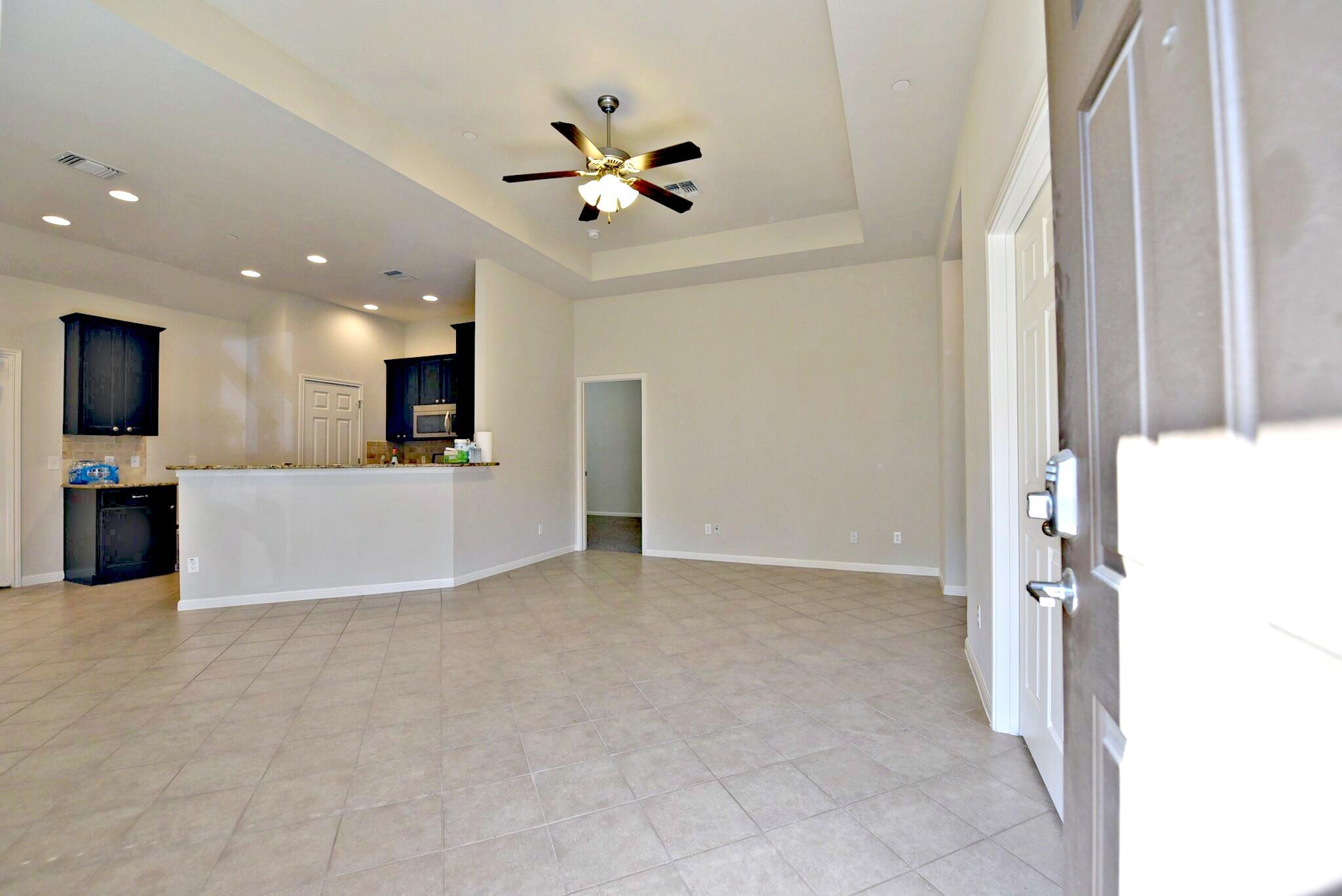 1900 Little Elm Trl # 9, Cedar Park, TX 78613