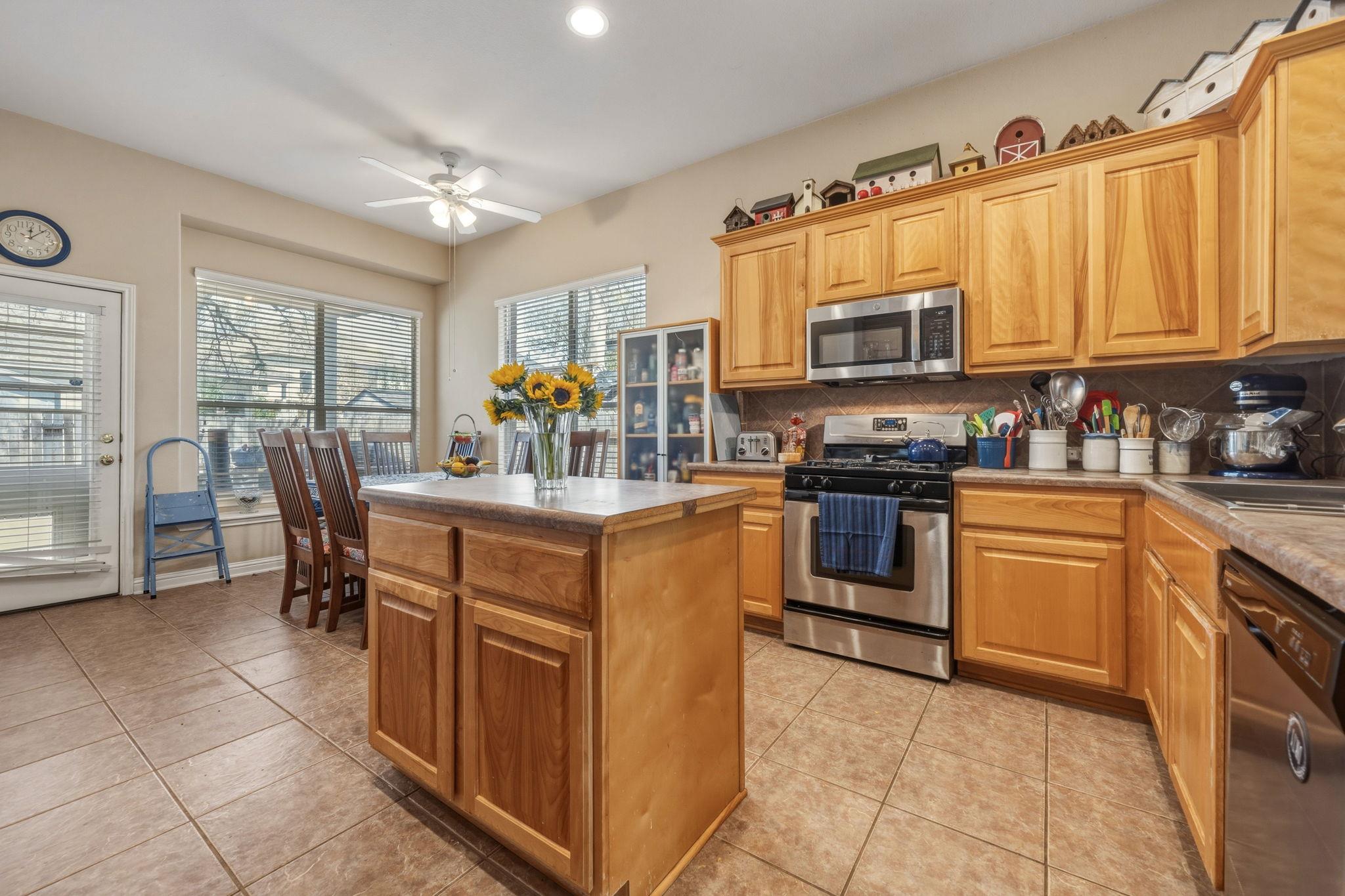 10112 Wind Cave Trl, Austin, TX 78747