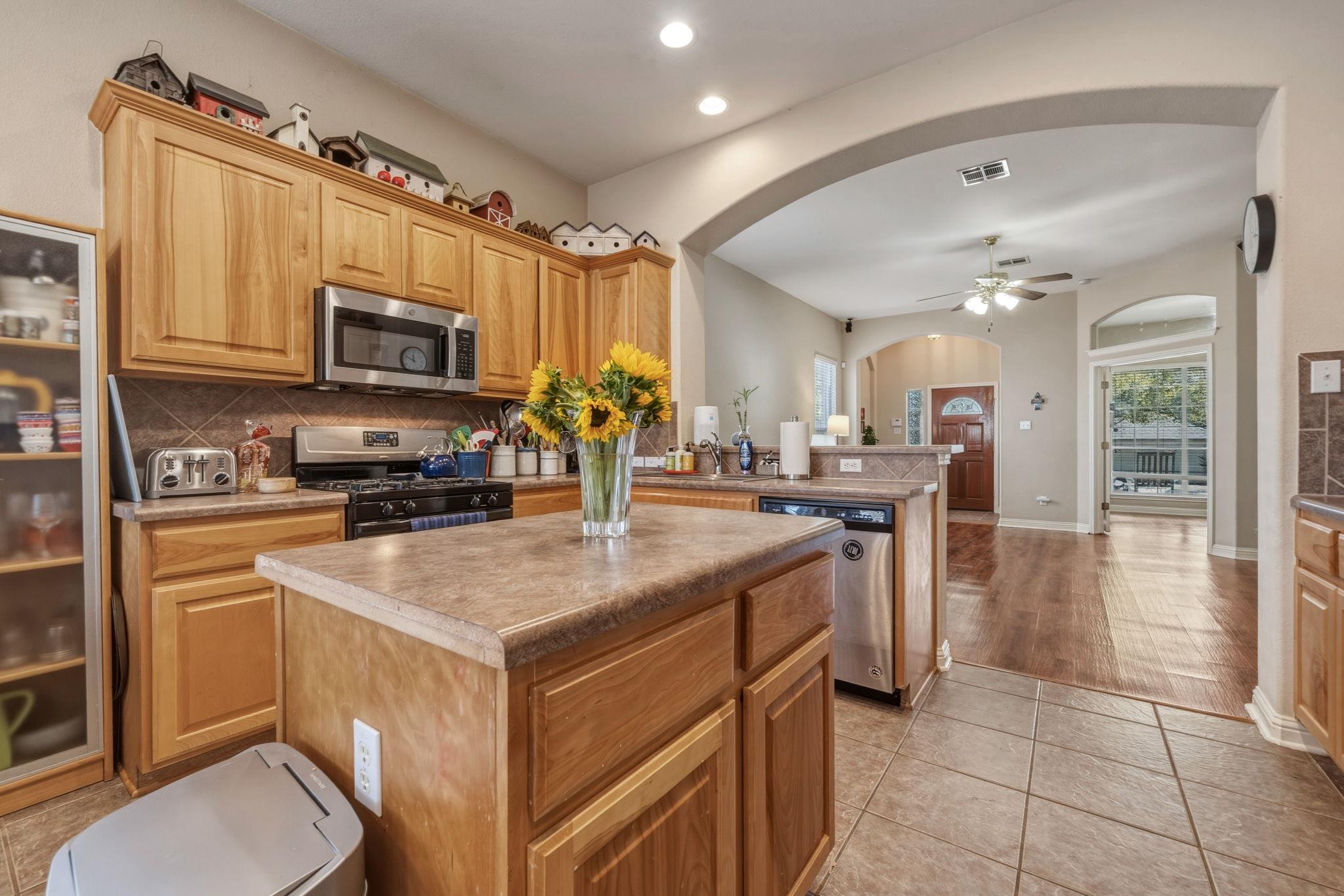 10112 Wind Cave Trl, Austin, TX 78747