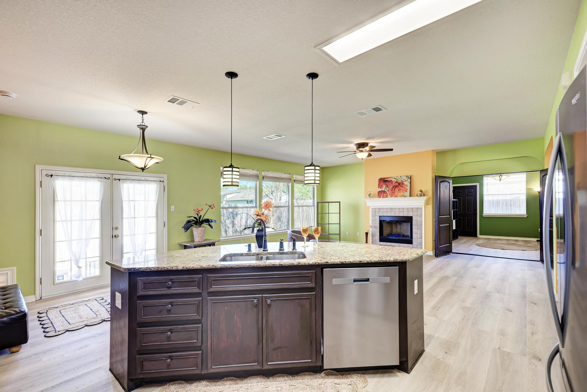 1612 Zunker Cv, Round Rock, TX 78665