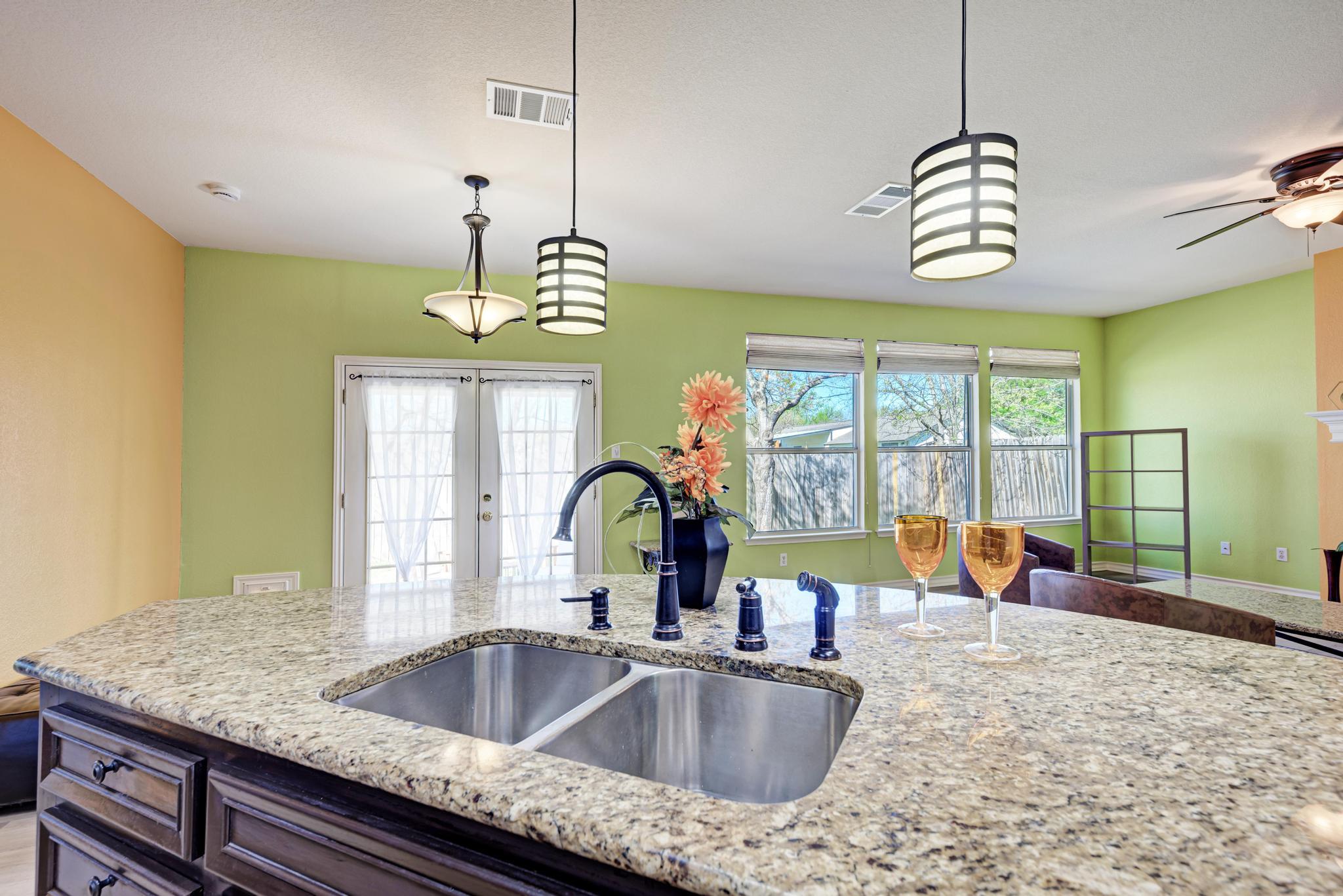 1612 Zunker Cv, Round Rock, TX 78665