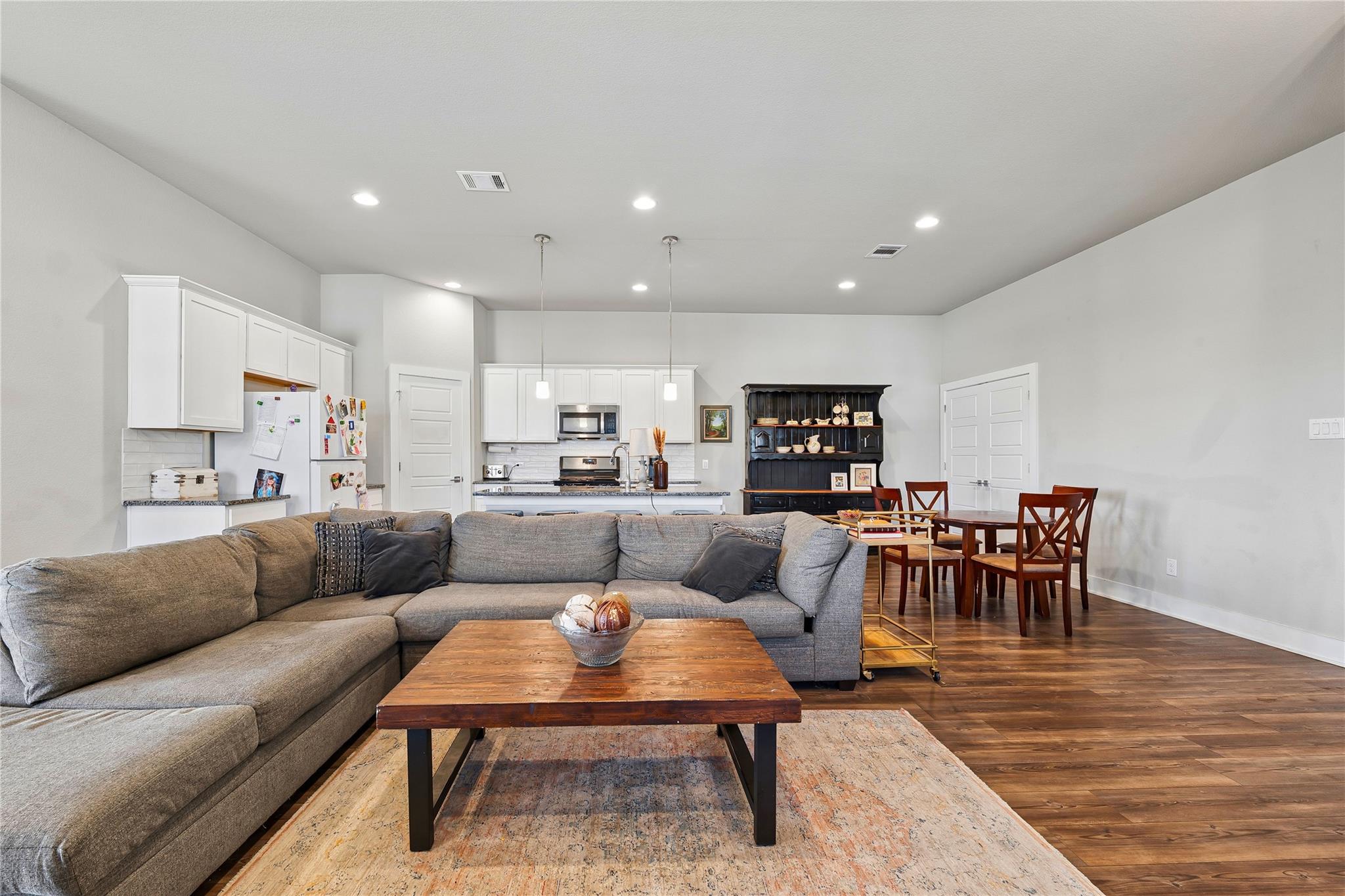 501 Peace Dr, Liberty Hill, TX 78642