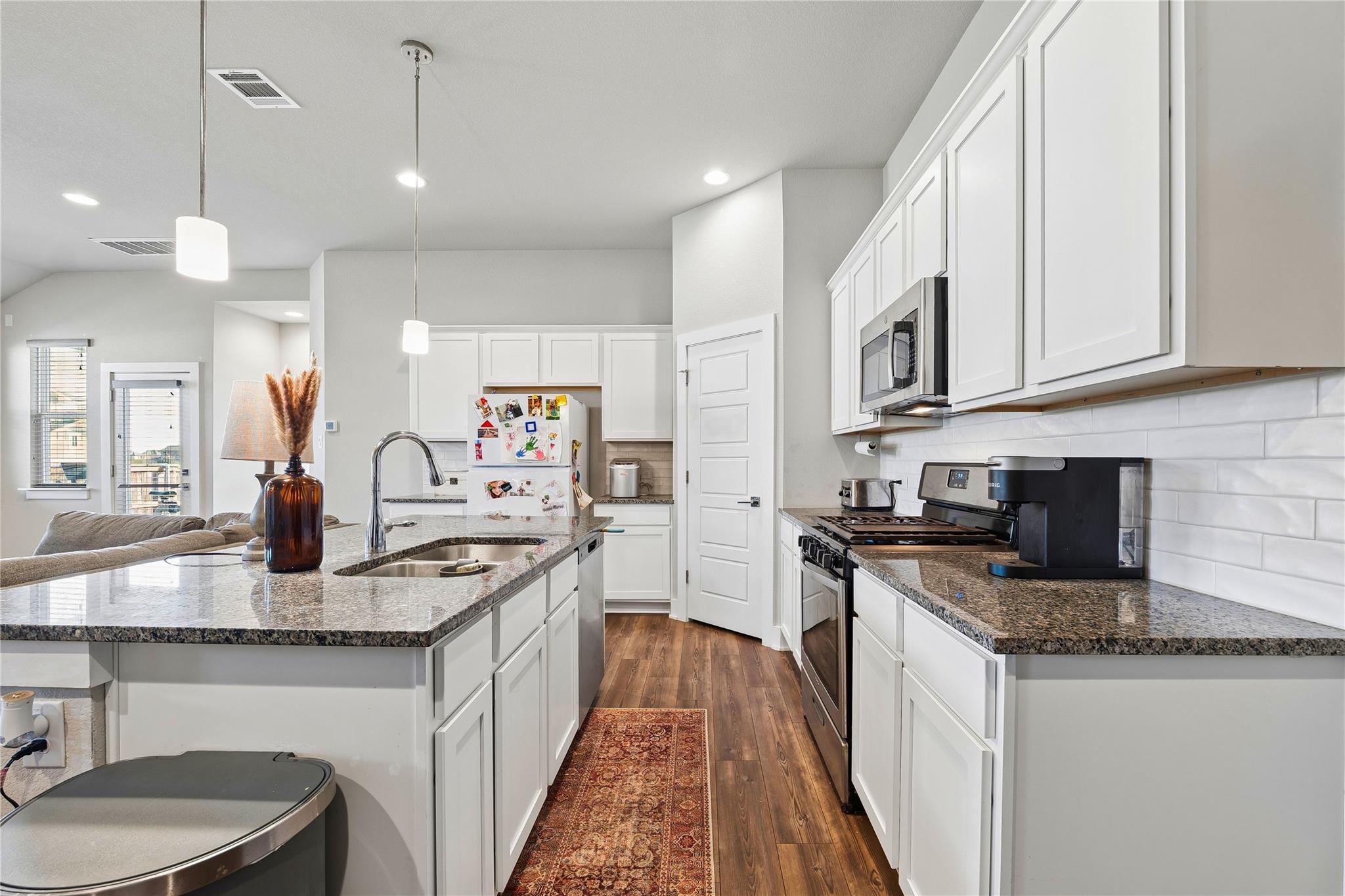 501 Peace Dr, Liberty Hill, TX 78642