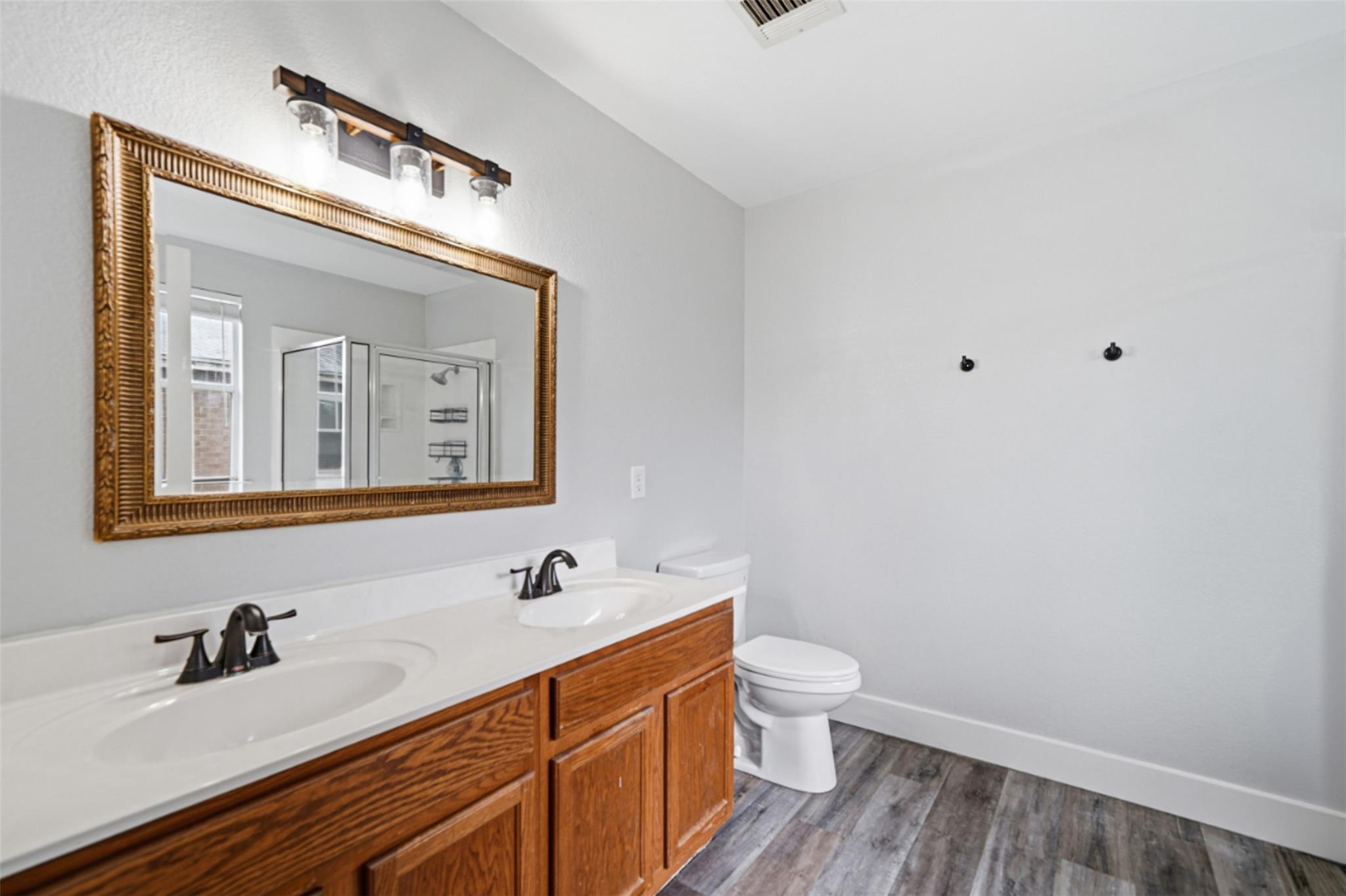 119 Salado Dr, Kyle, TX 78640