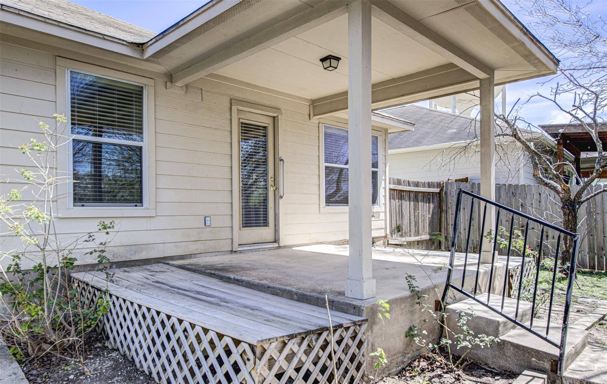 2090 Intrepid Dr, Buda, TX 78610