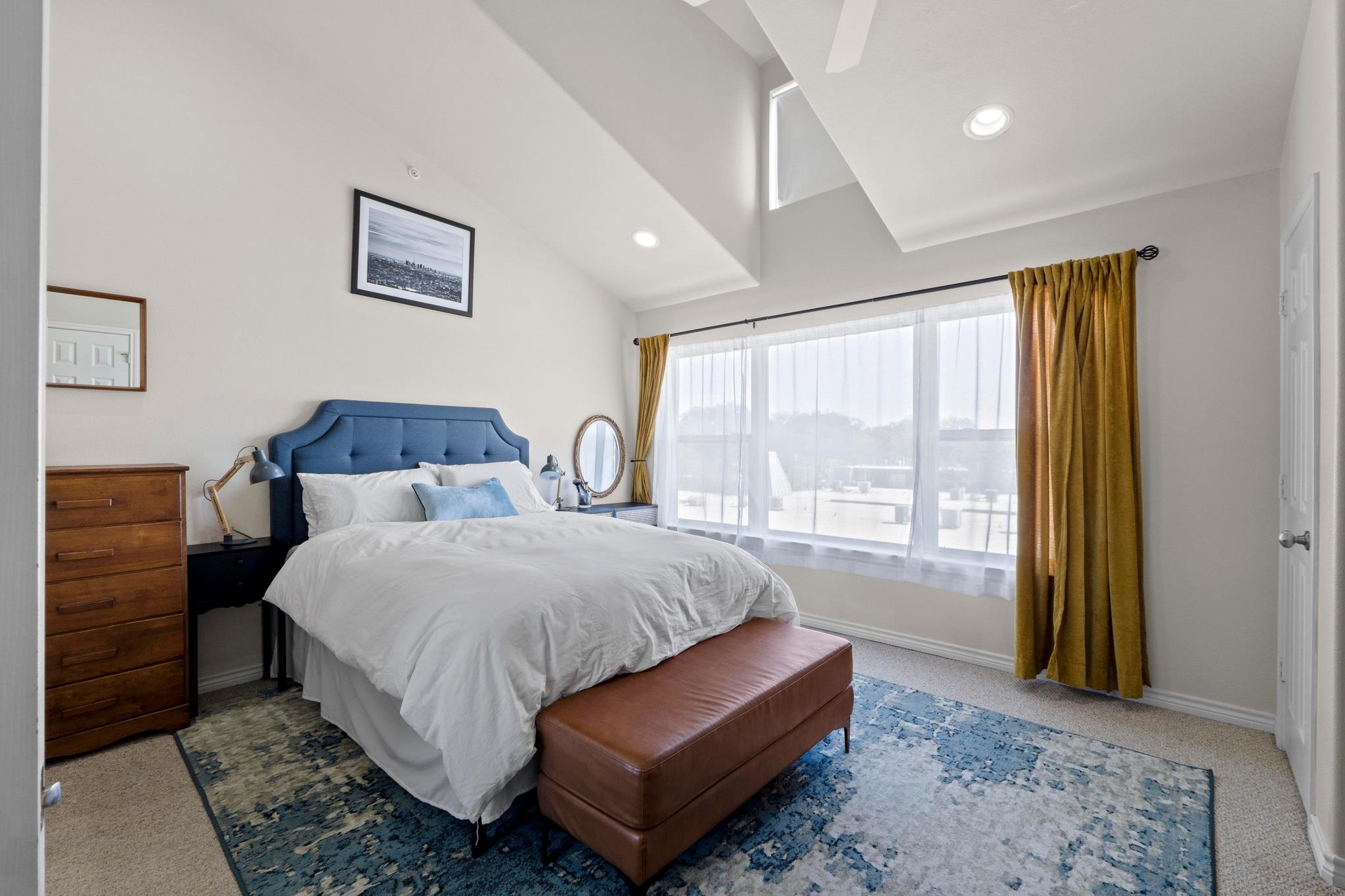 305 E 31st St # 2, Austin, TX 78705