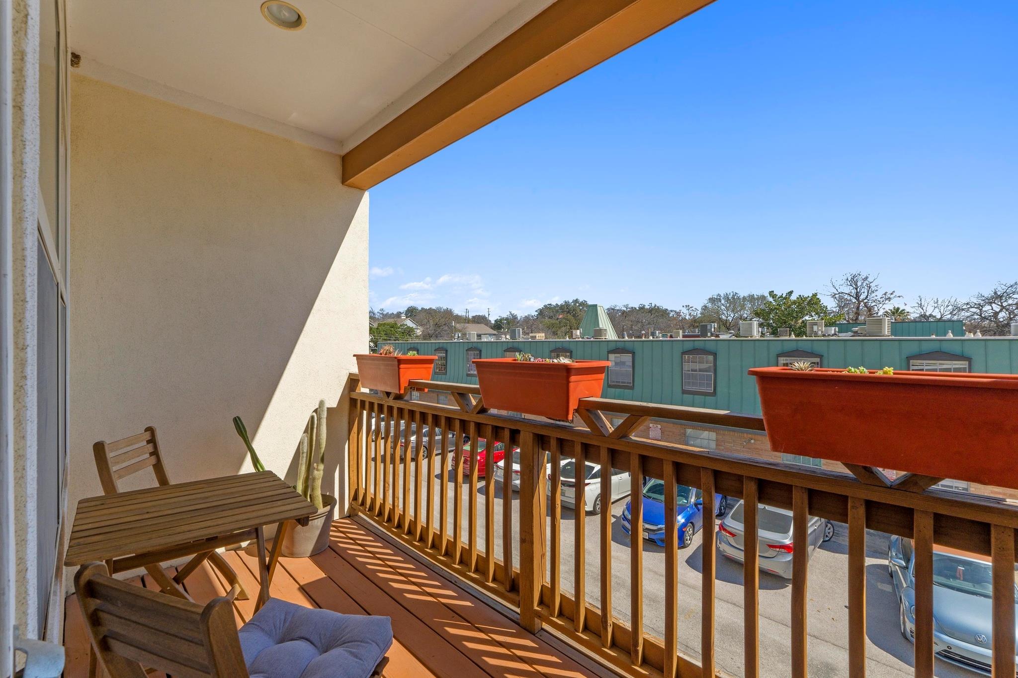 305 E 31st St # 2, Austin, TX 78705