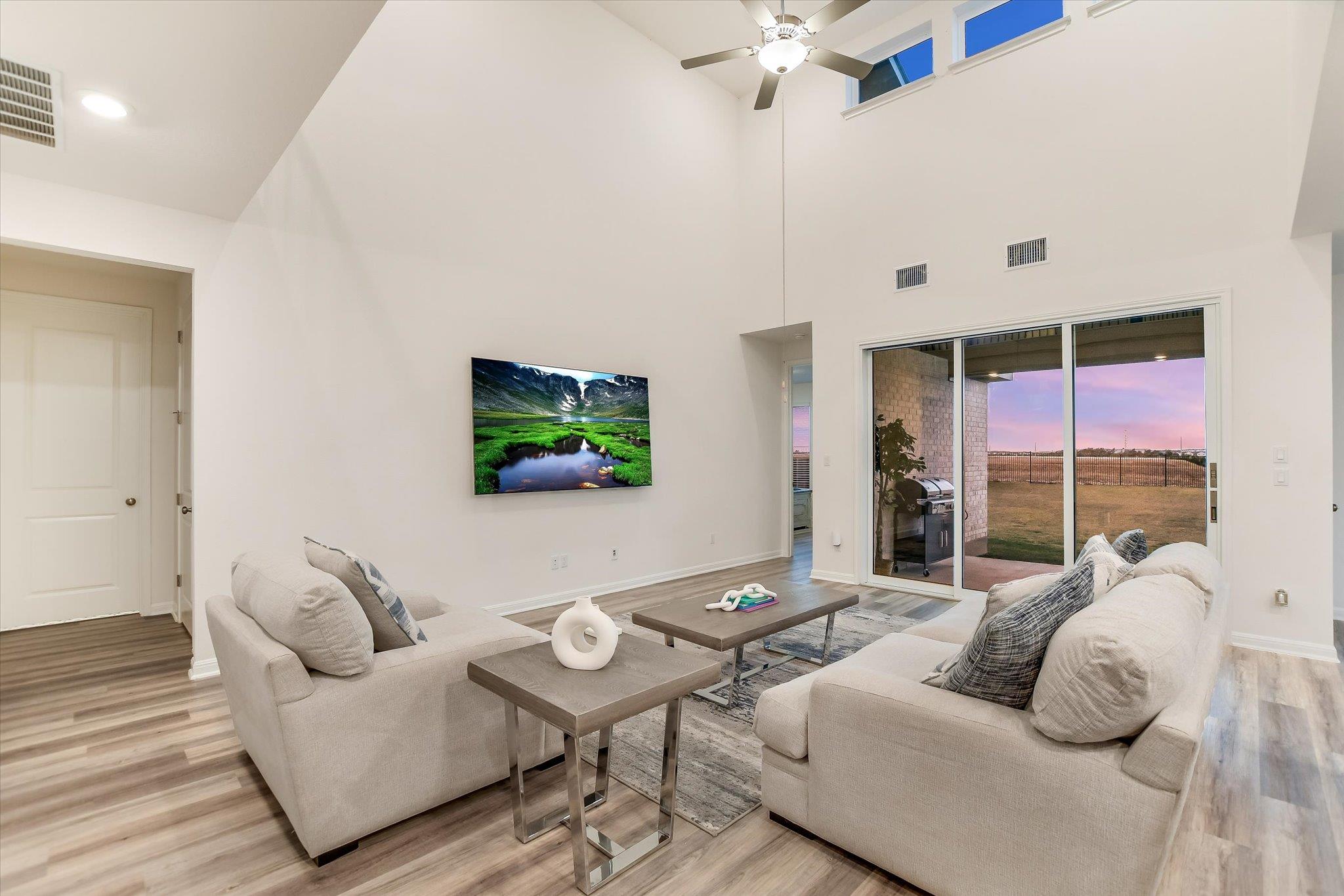 737 Leeward Pass, Leander, TX 78641