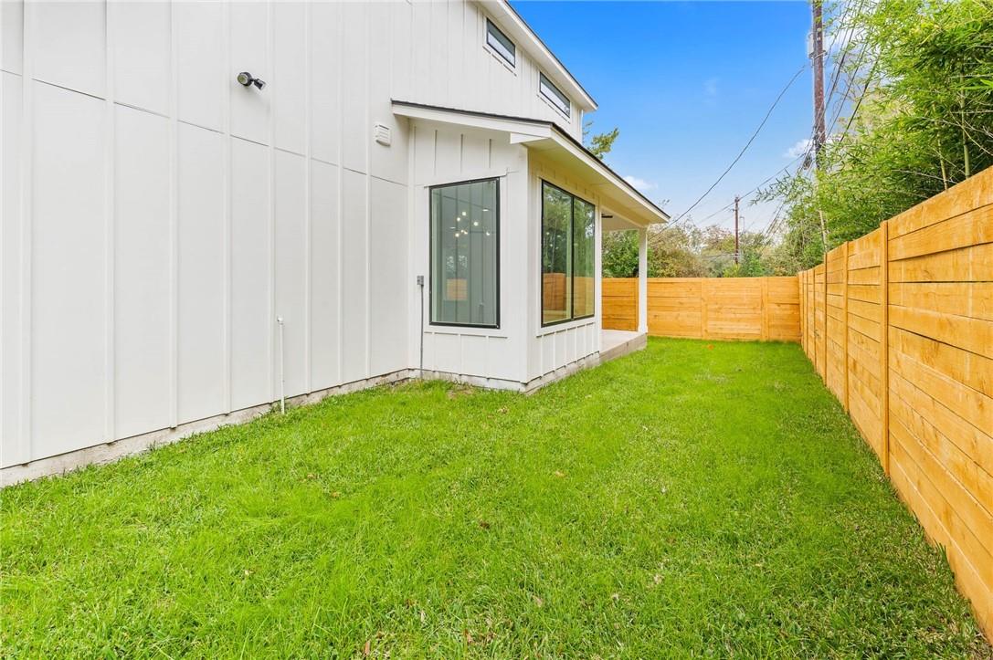 3321 Hemlock Ave # 2, Austin, TX 78722