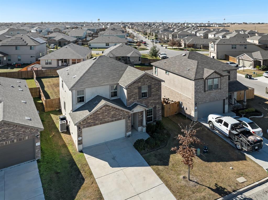 457 Bedford Falls Ln, Jarrell, TX 76537