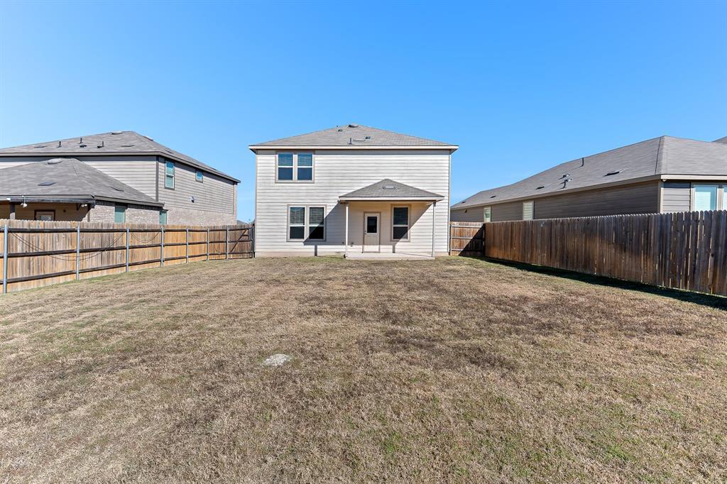 457 Bedford Falls Ln, Jarrell, TX 76537