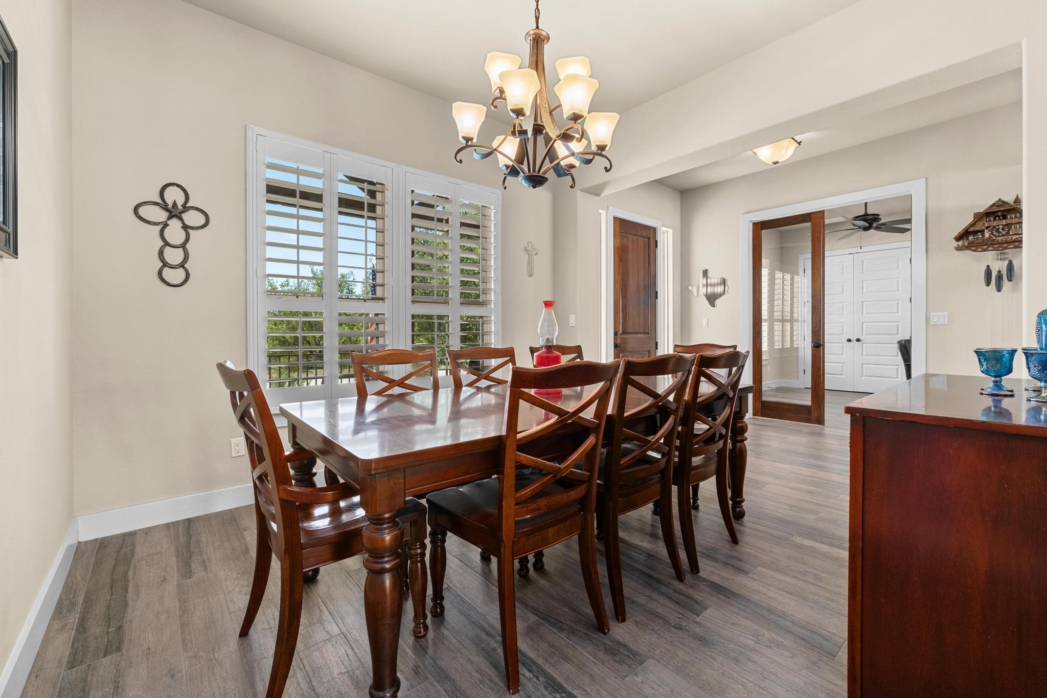 337 Golden Eagle Ln, Dripping Springs, TX 78620