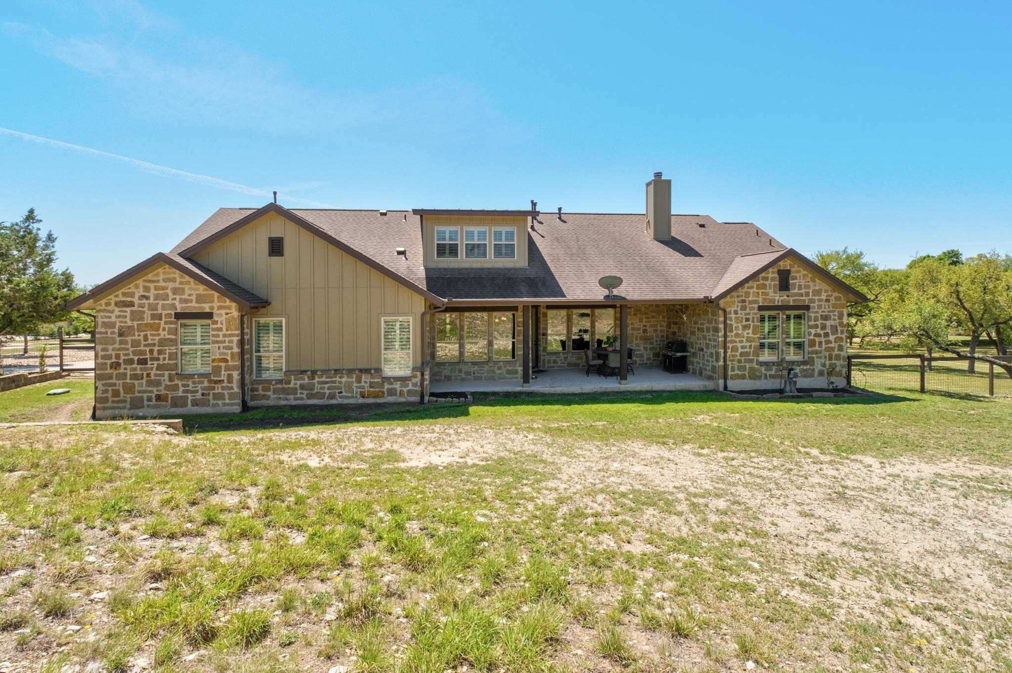 337 Golden Eagle Ln, Dripping Springs, TX 78620