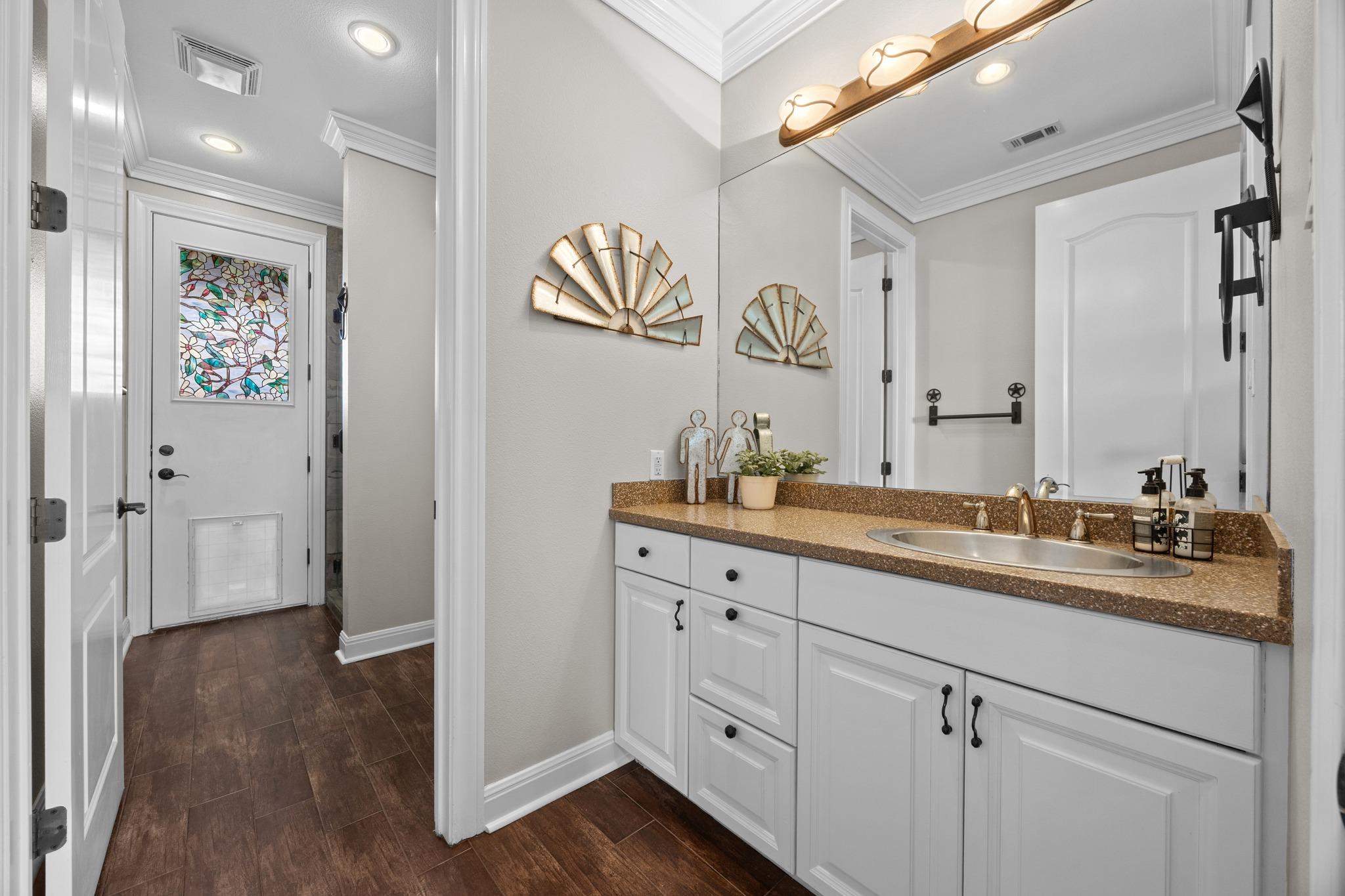 341 Courtnees Way, Georgetown, TX 78626