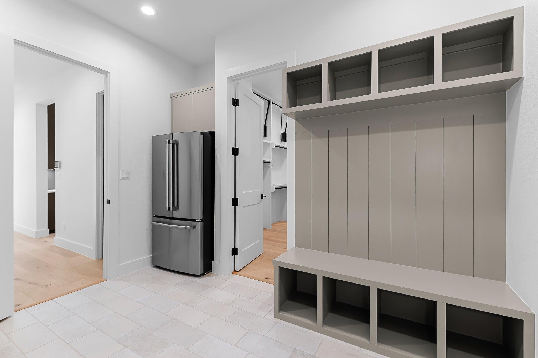 1006 Flint Ridge Trl, Georgetown, TX 78628